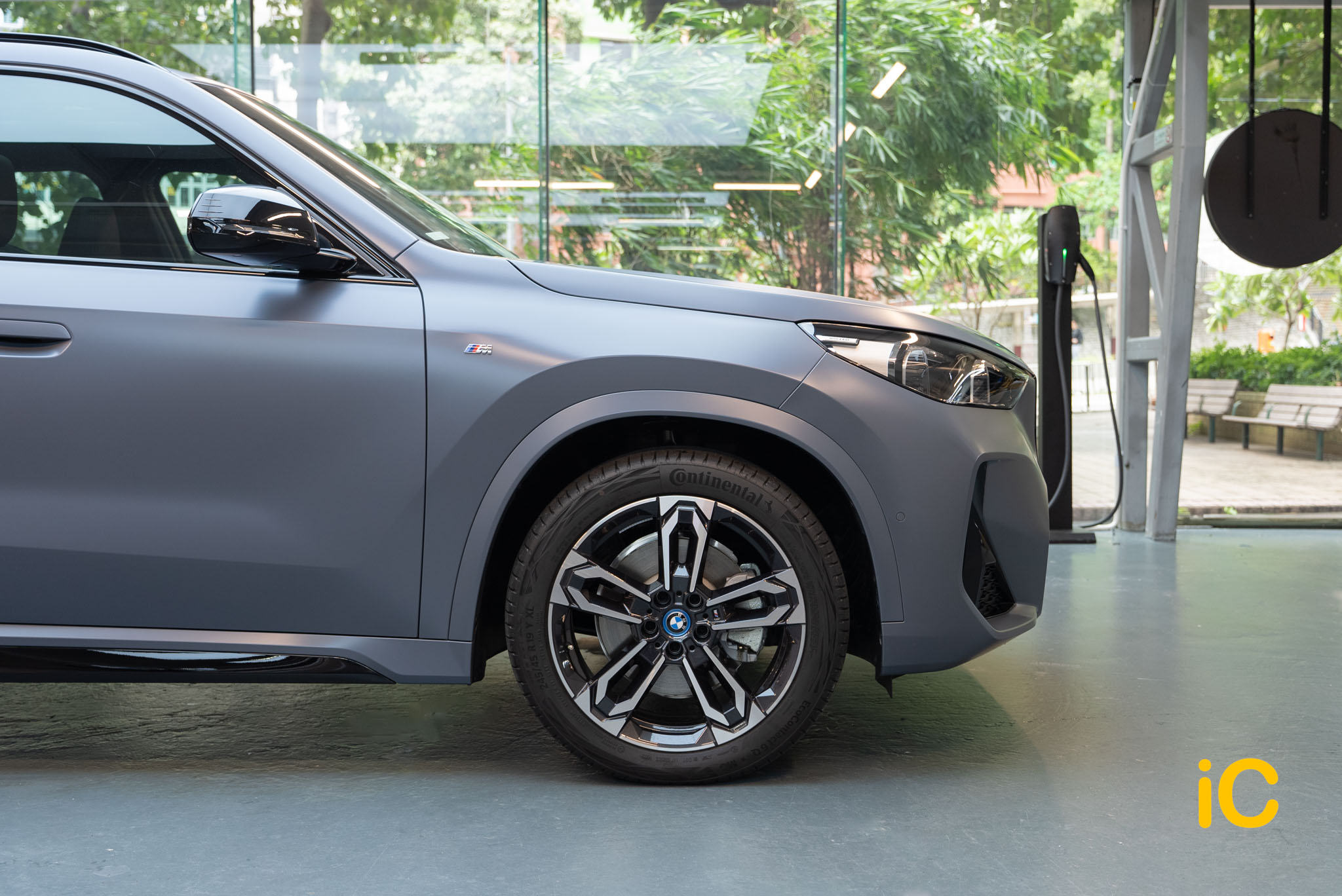 BMW iX1 Storm Bay 透明 PPF 施工作品