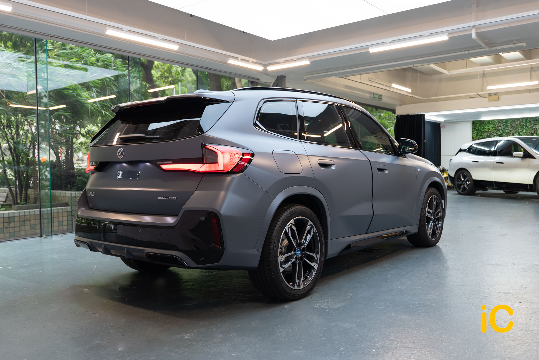BMW iX1 Storm Bay 透明 PPF 施工作品