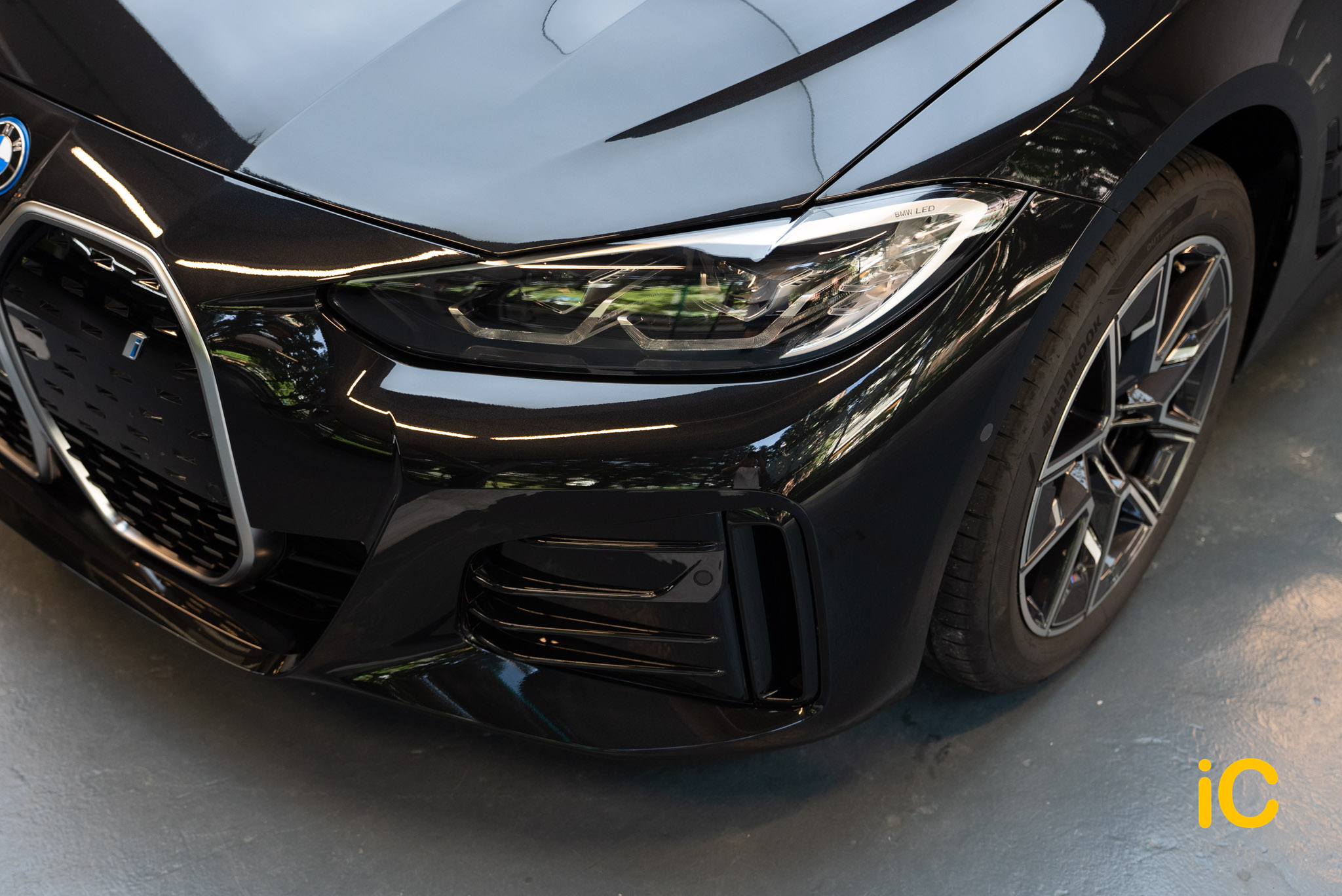 BMW i4 Black Sapphire 透明 PPF 施工作品