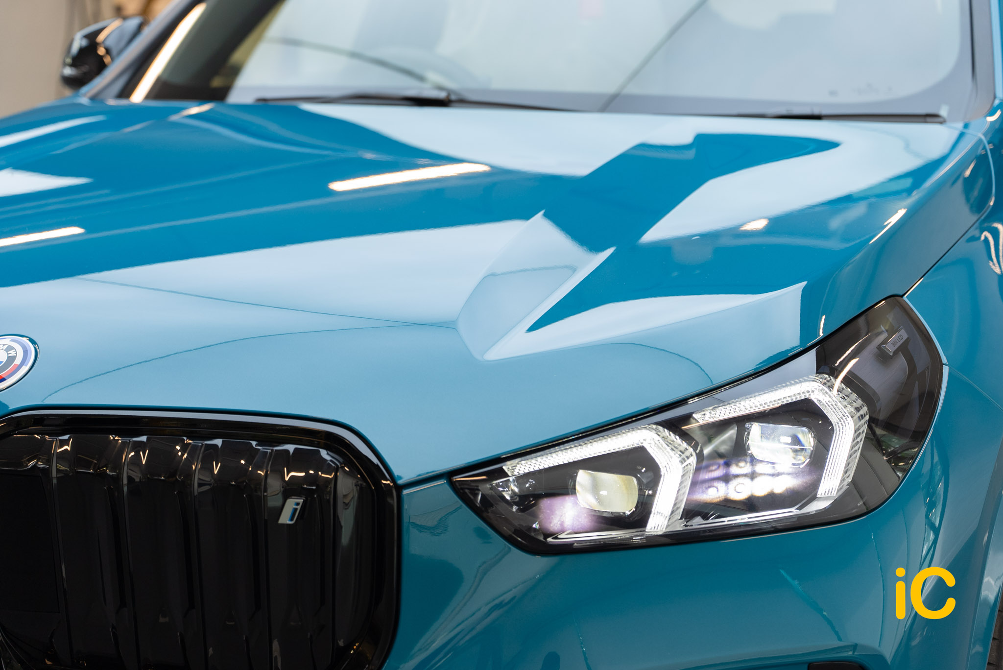 BMW iX1 Blue Bay Lagoon 透明 PPF 施工作品