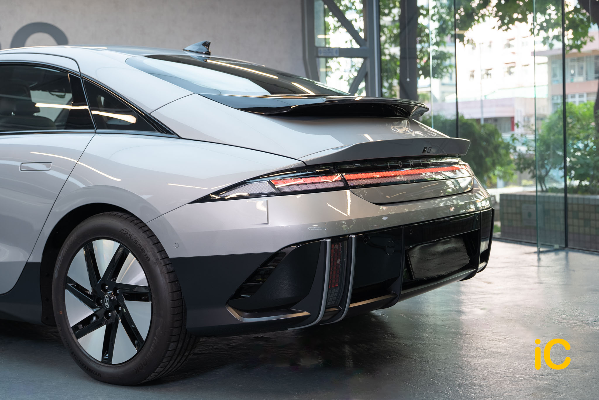 Hyundai IONIQ 6 透明 PPF 施工作品