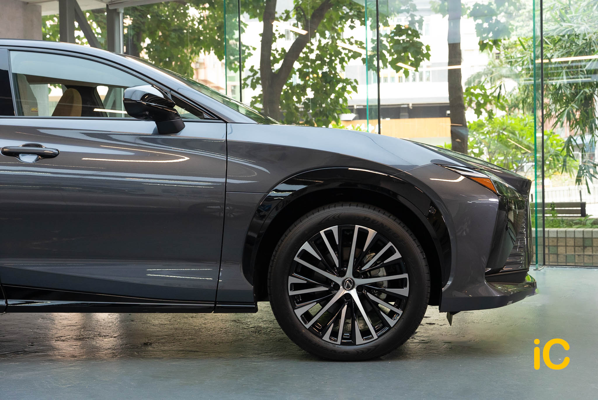 Lexus RZ 450e 透明 PPF 施工作品
