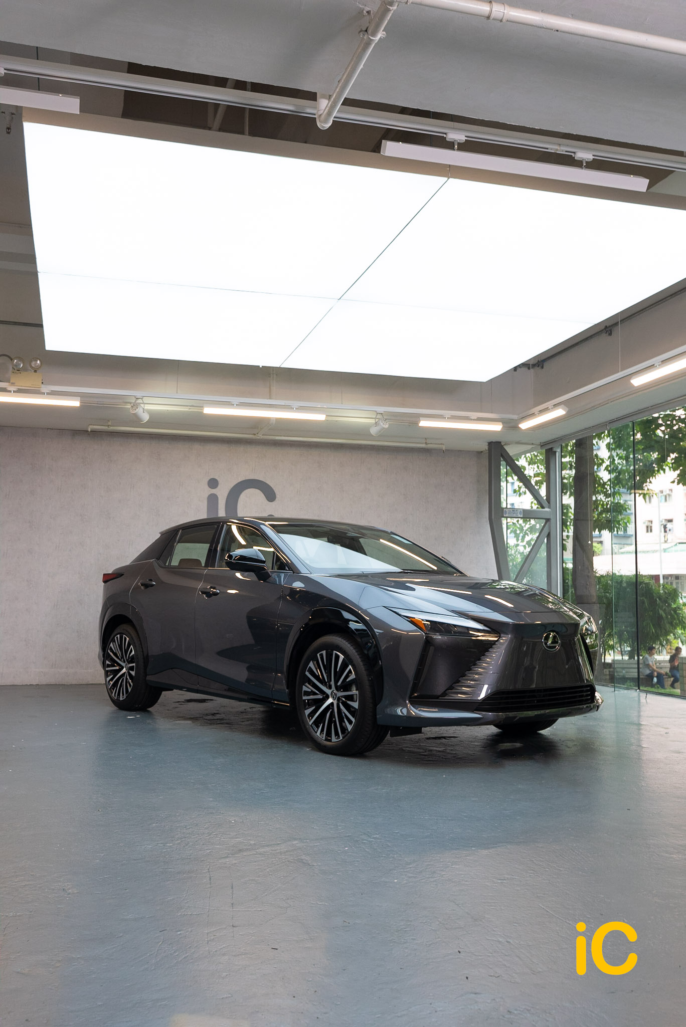 Lexus RZ 450e 透明 PPF 施工作品
