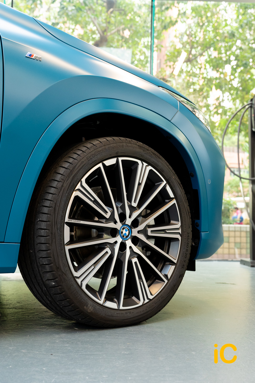 BMW iX1 Blue Bay Lagoon 透明 PPF 施工作品