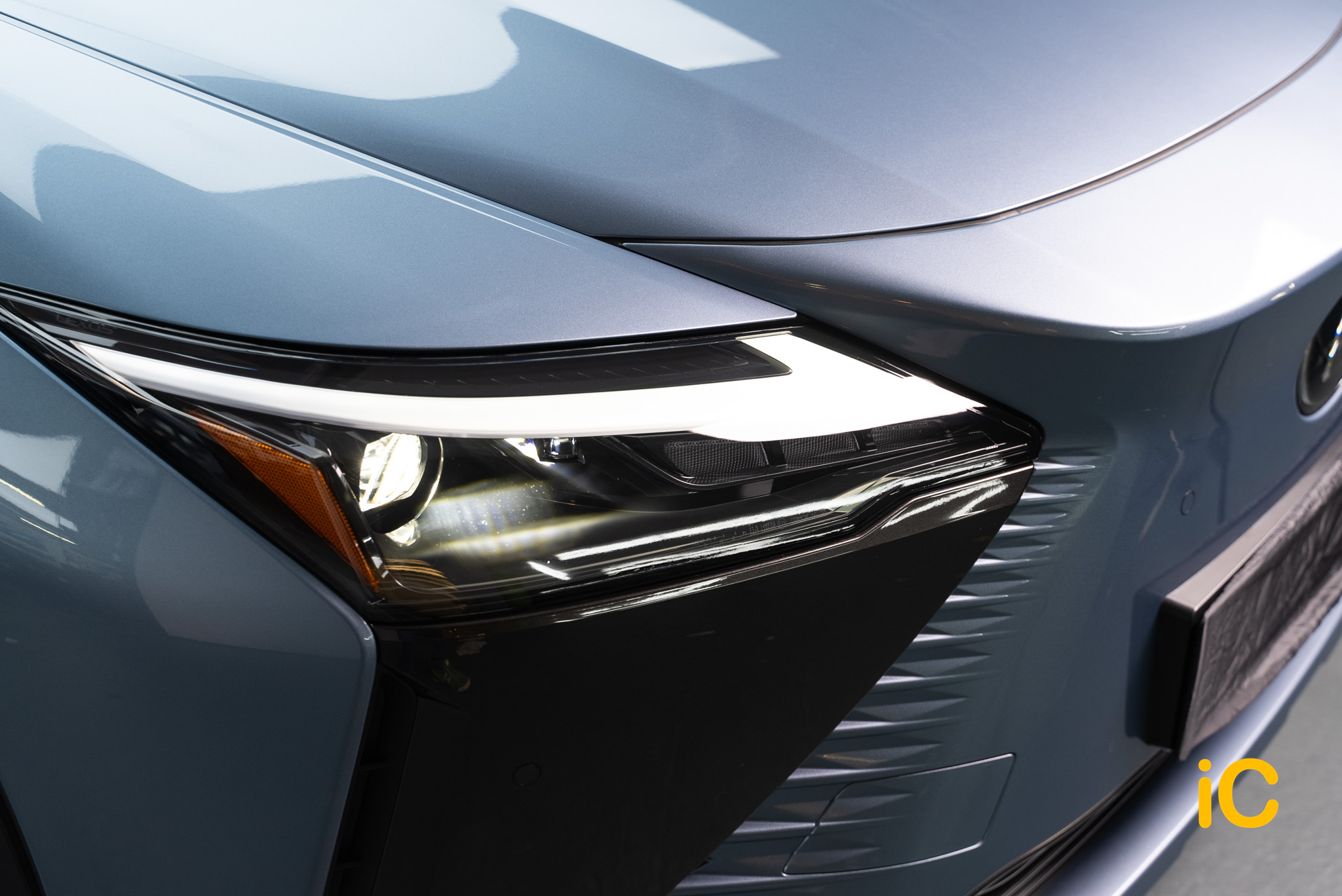 Lexus RZ 450e 透明 PPF 施工作品
