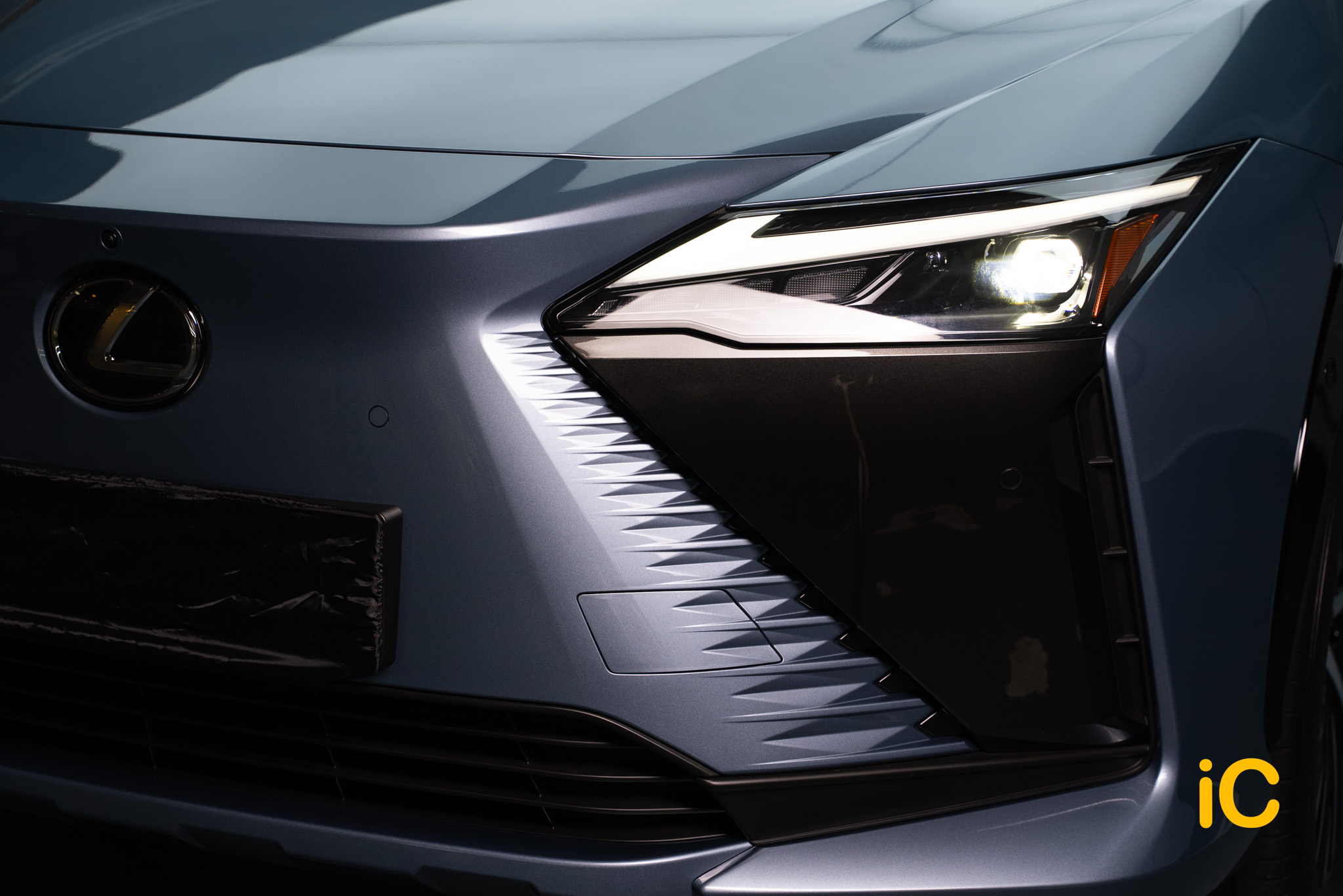Lexus RZ 450e 透明 PPF 施工作品