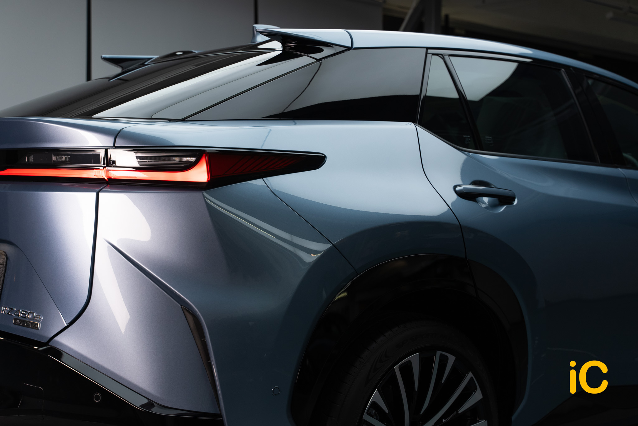 Lexus RZ 450e 透明 PPF 施工作品
