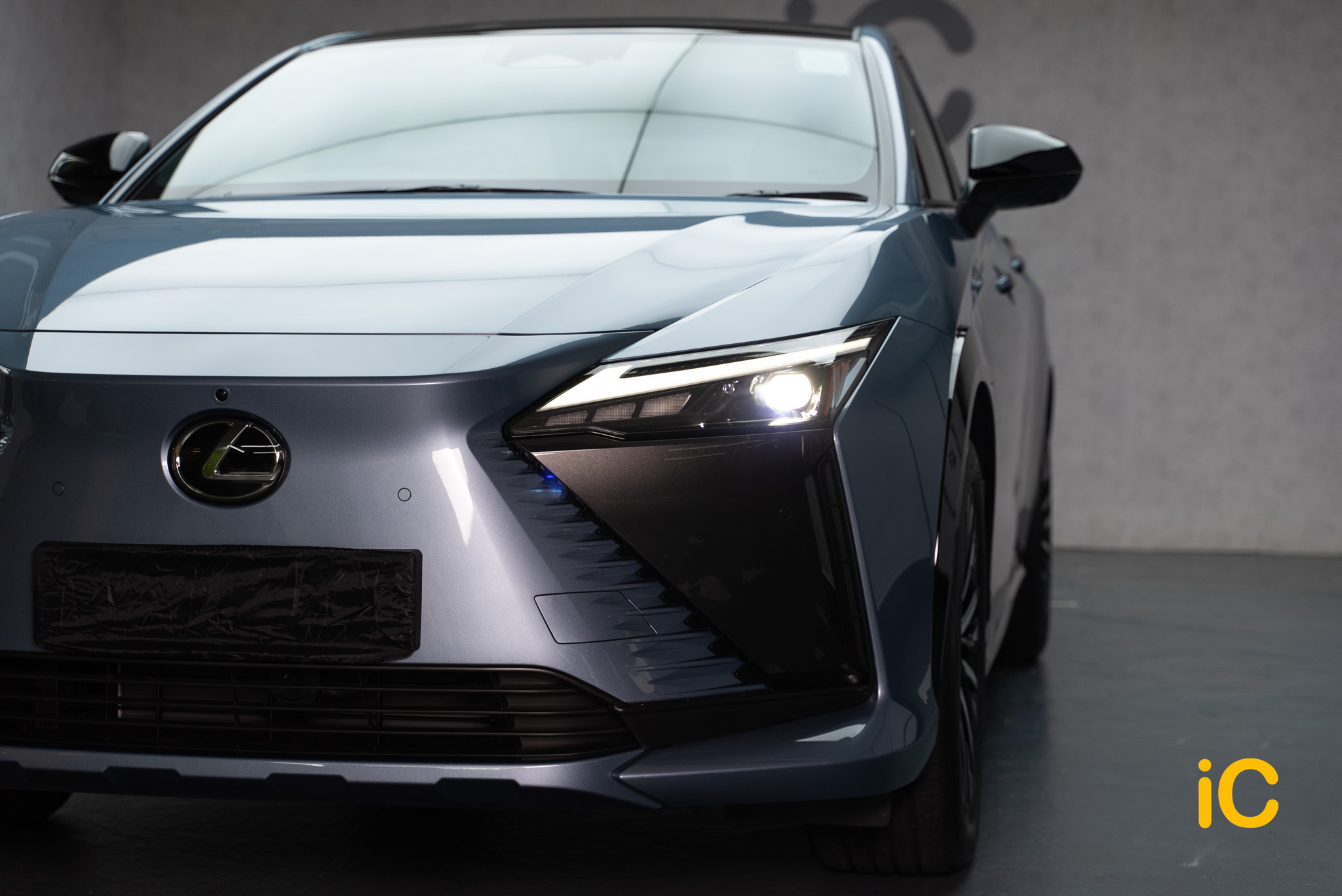 Lexus RZ 450e 透明 PPF 施工作品
