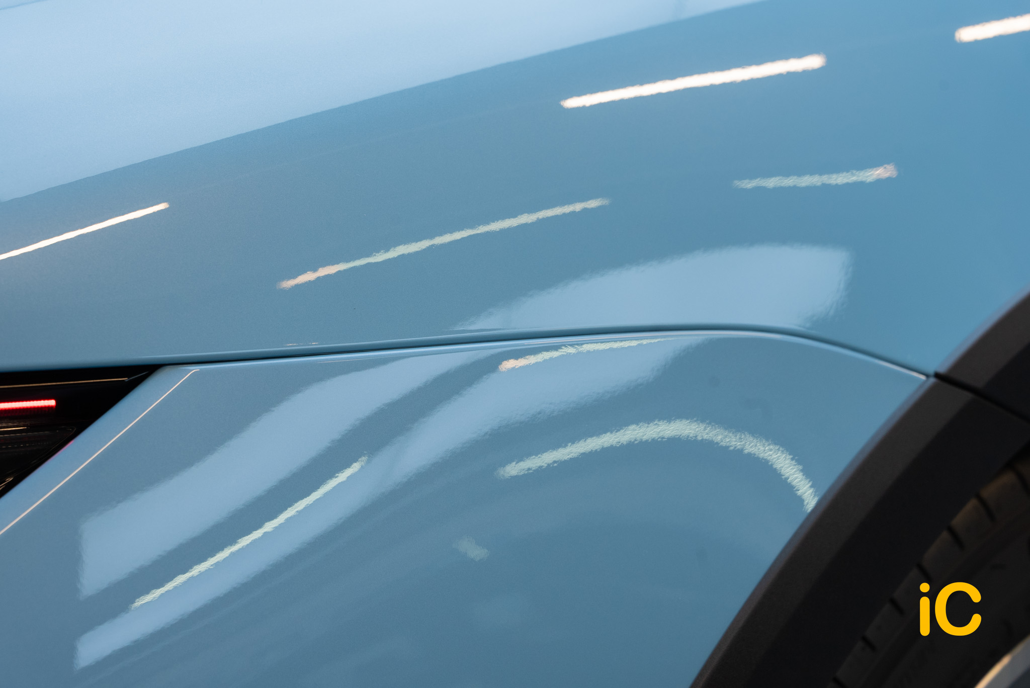 Porsche Taycan 4 Cross Turismo 透明 PPF 施工作品
