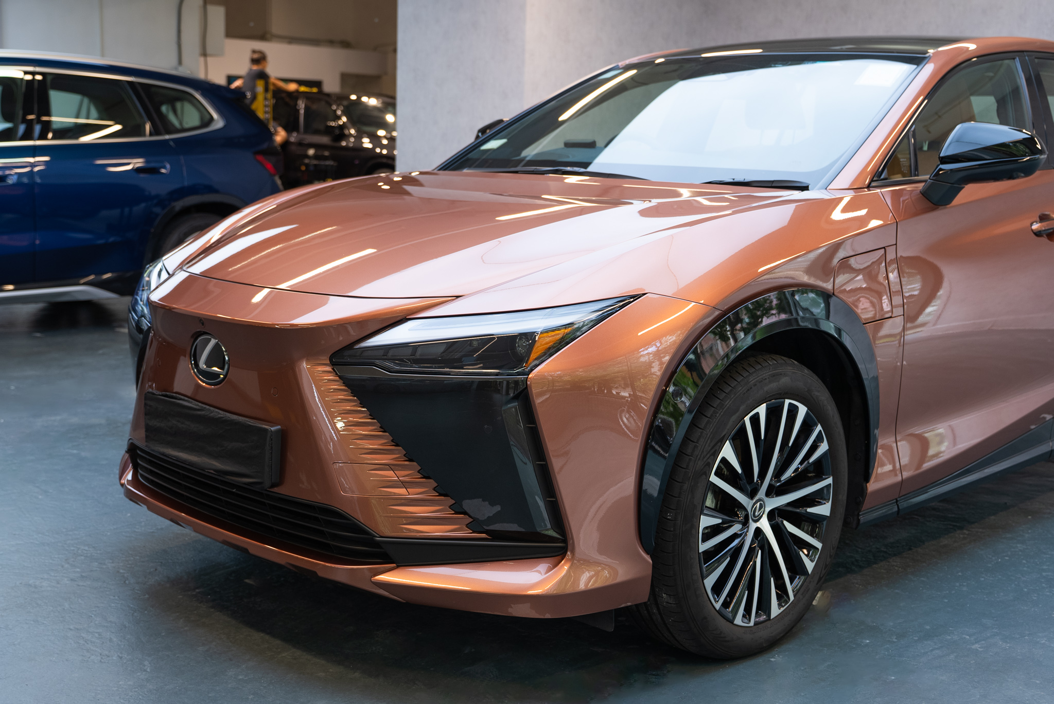 Lexus RZ 450e 透明 PPF 施工作品