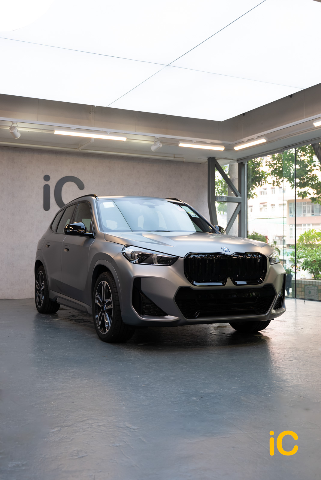 BMW iX1 Frozen Pure Grey 透明 PPF 施工作品