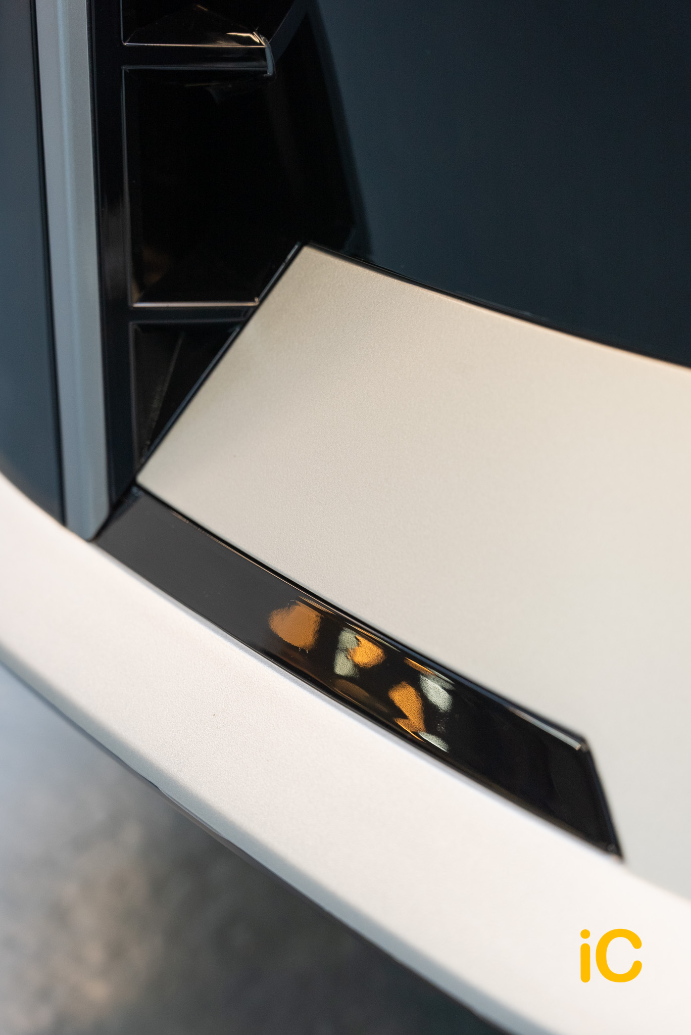 Hyundai IONIQ 6 Gravity Gold Matte 透明 PPF 施工作品