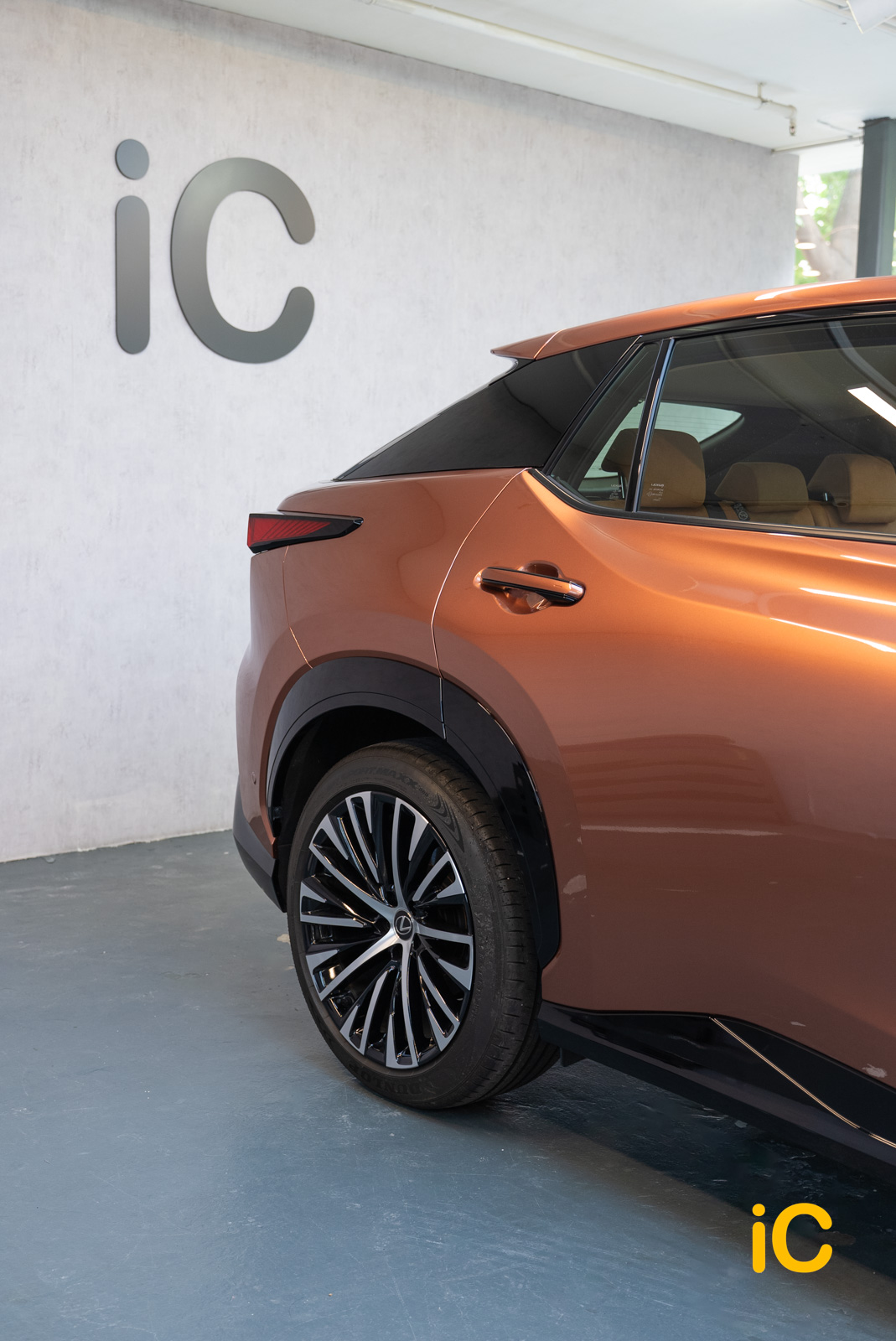 Lexus RZ 450e 透明 PPF 施工作品