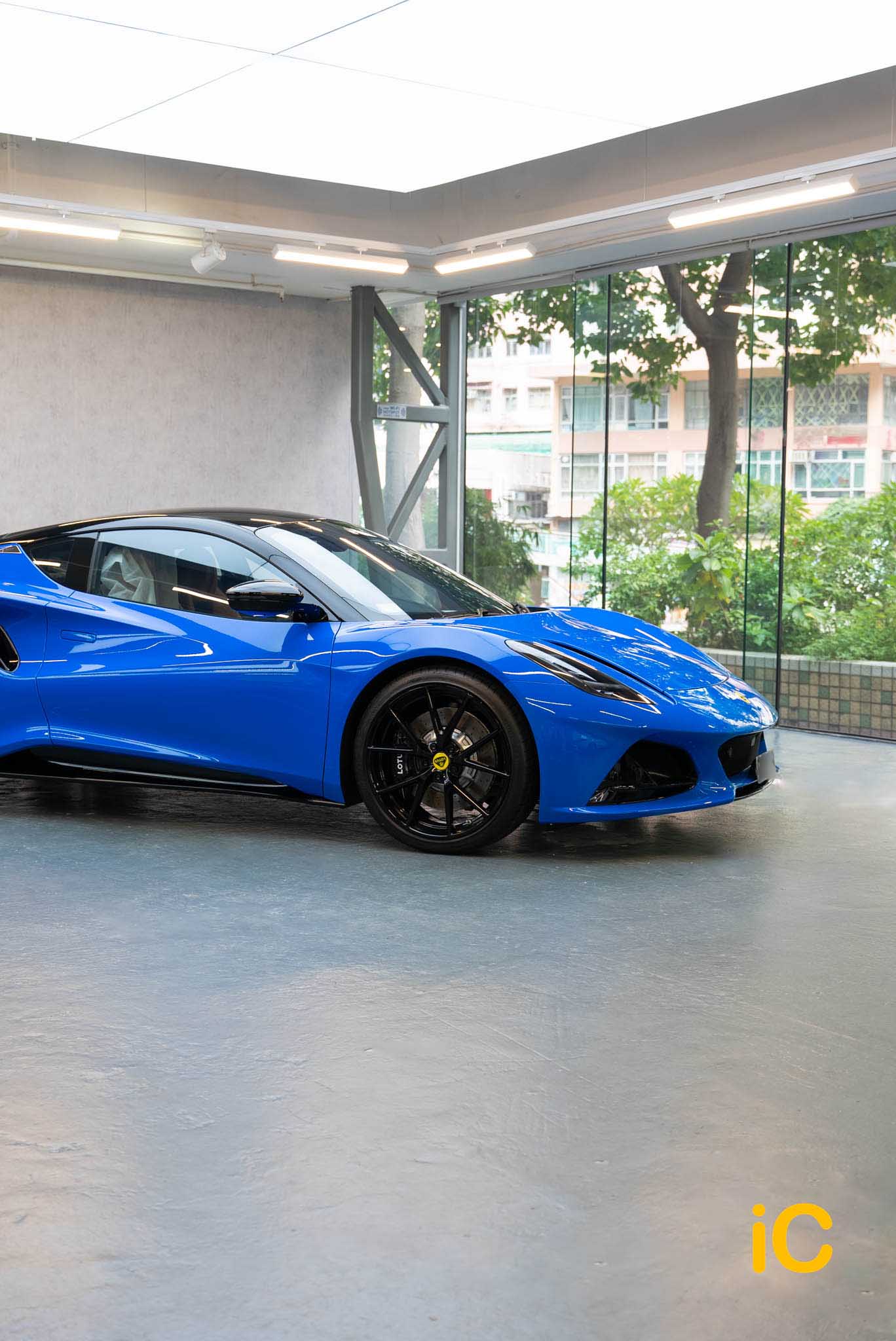 Lotus Emira 透明 PPF 施工作品