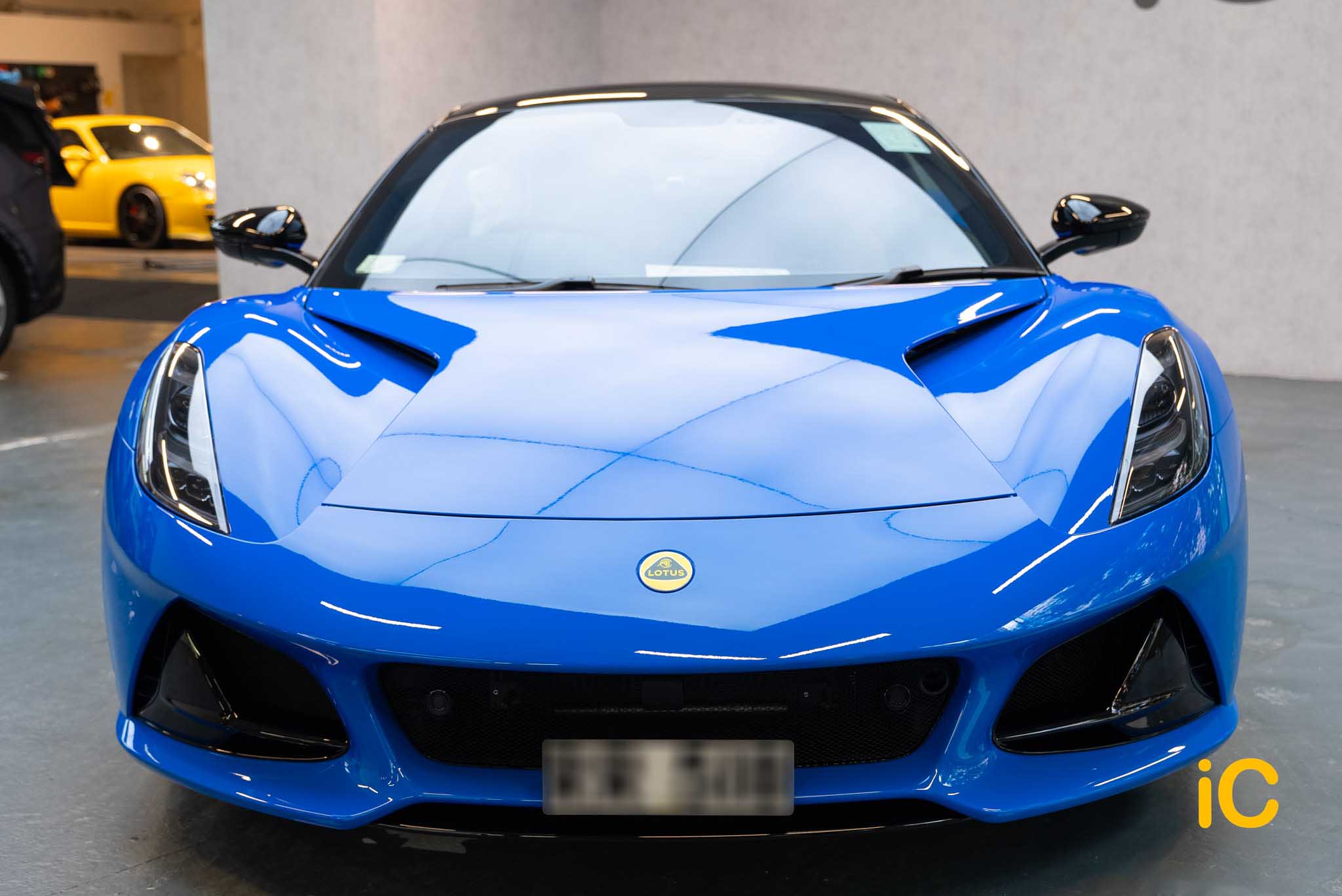 Lotus Emira 透明 PPF 施工作品