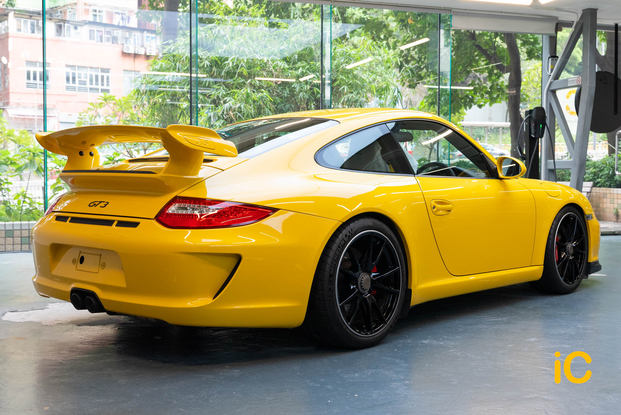 Porsche 911 鍍膜 施工作品