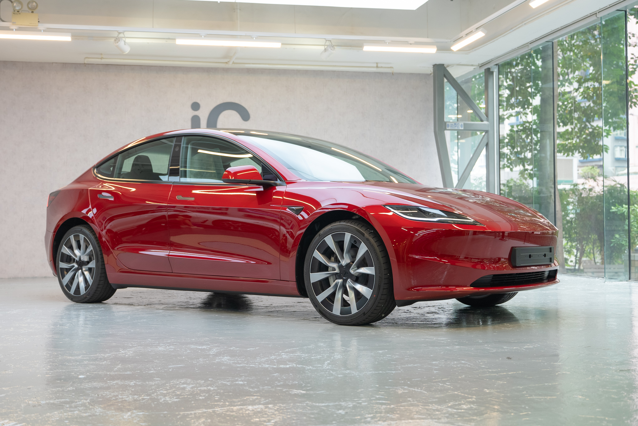 Tesla Model 3 透明 PPF 施工作品