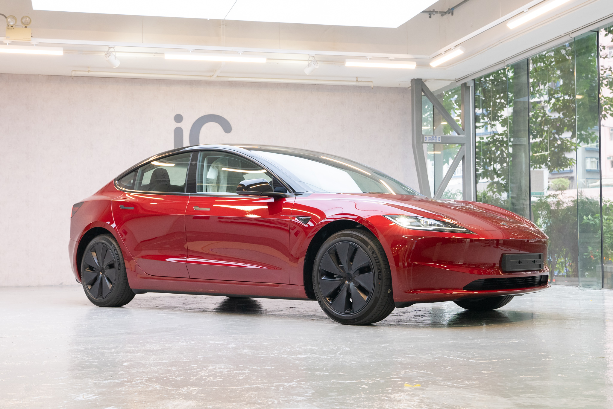 Tesla Model 3 透明 PPF 施工作品