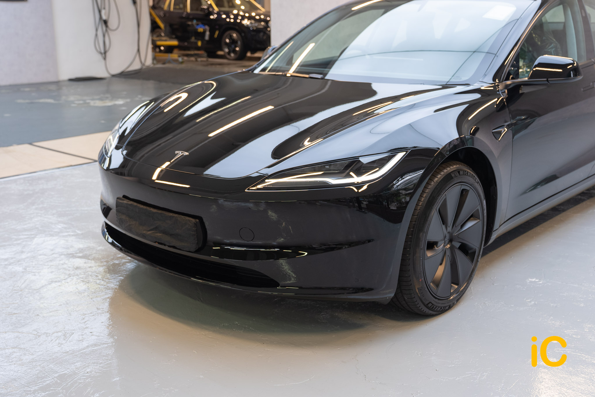 Tesla Model 3 透明 PPF 施工作品