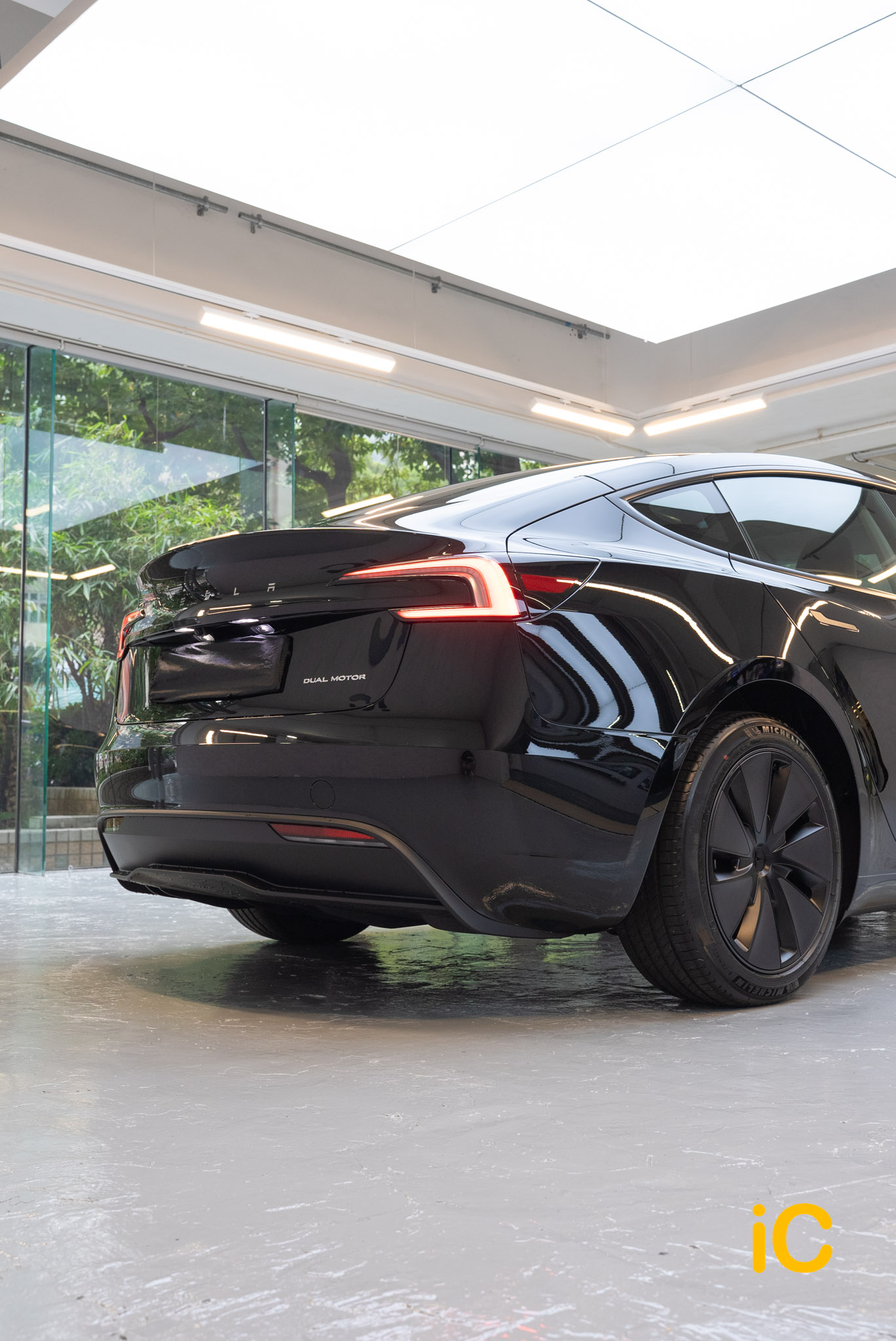 Tesla Model 3 透明 PPF 施工作品