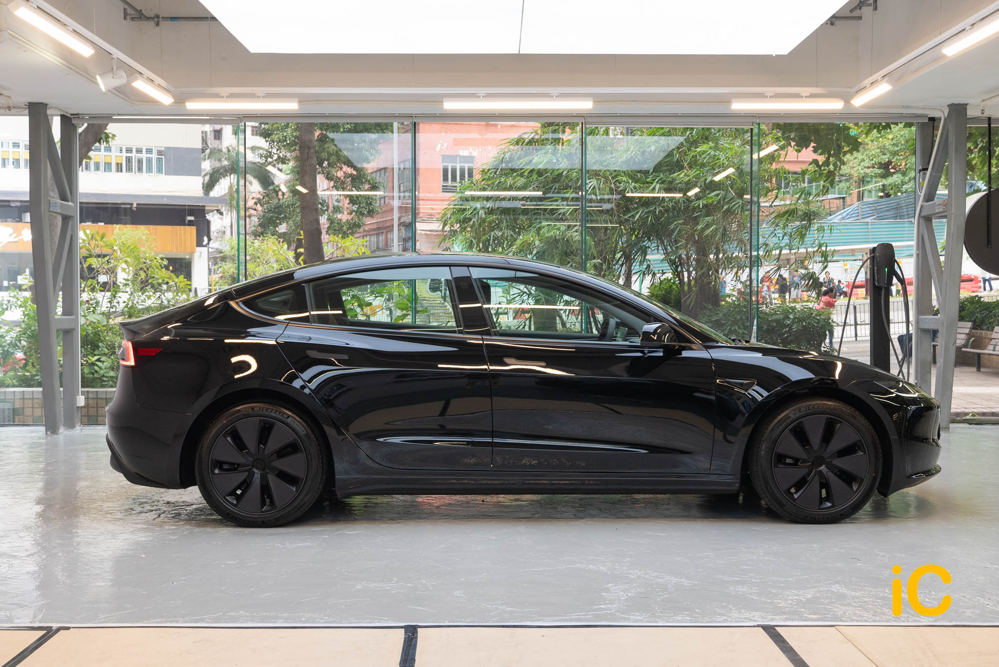 Tesla Model 3 透明 PPF 施工作品