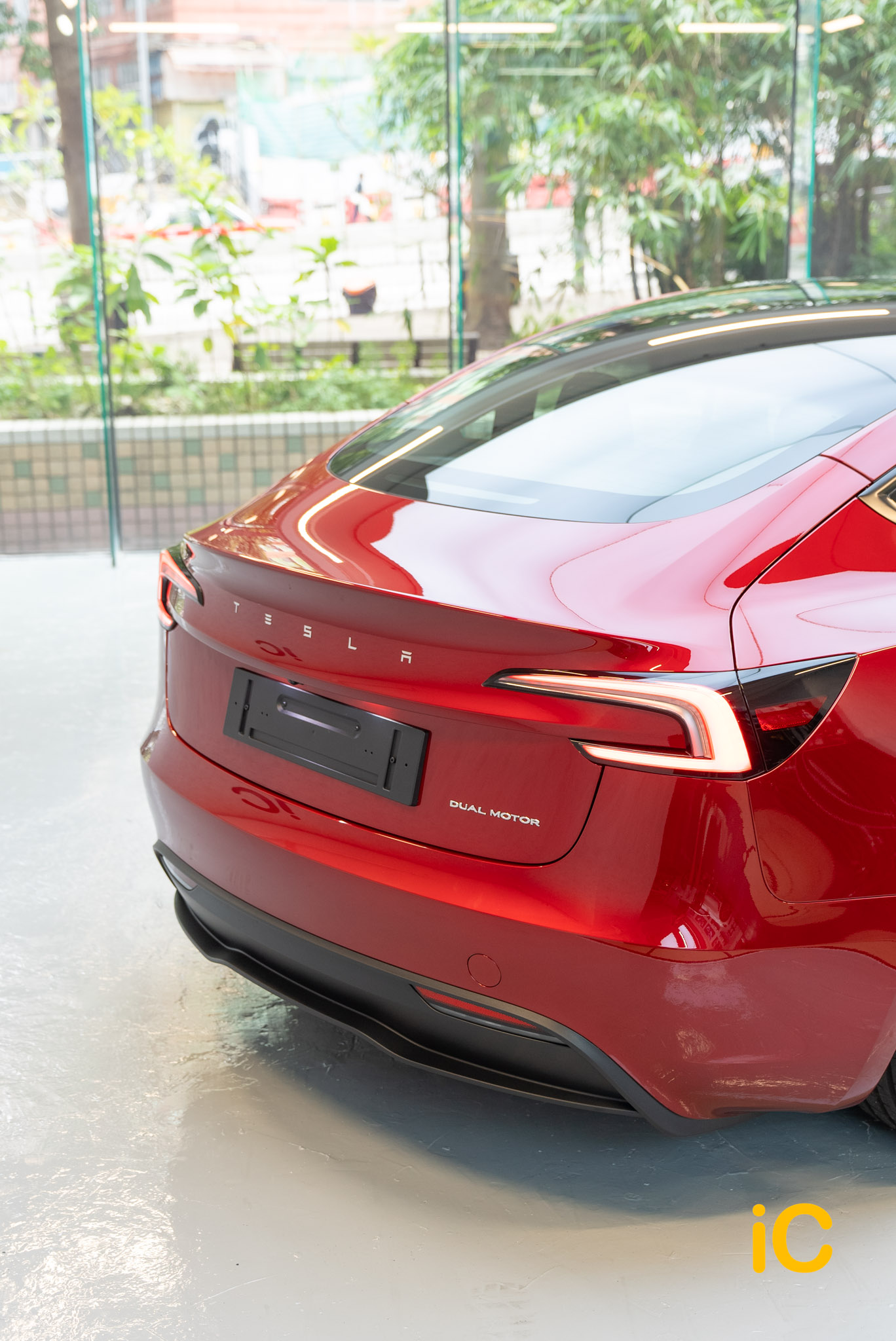Tesla Model 3 透明 PPF 施工作品