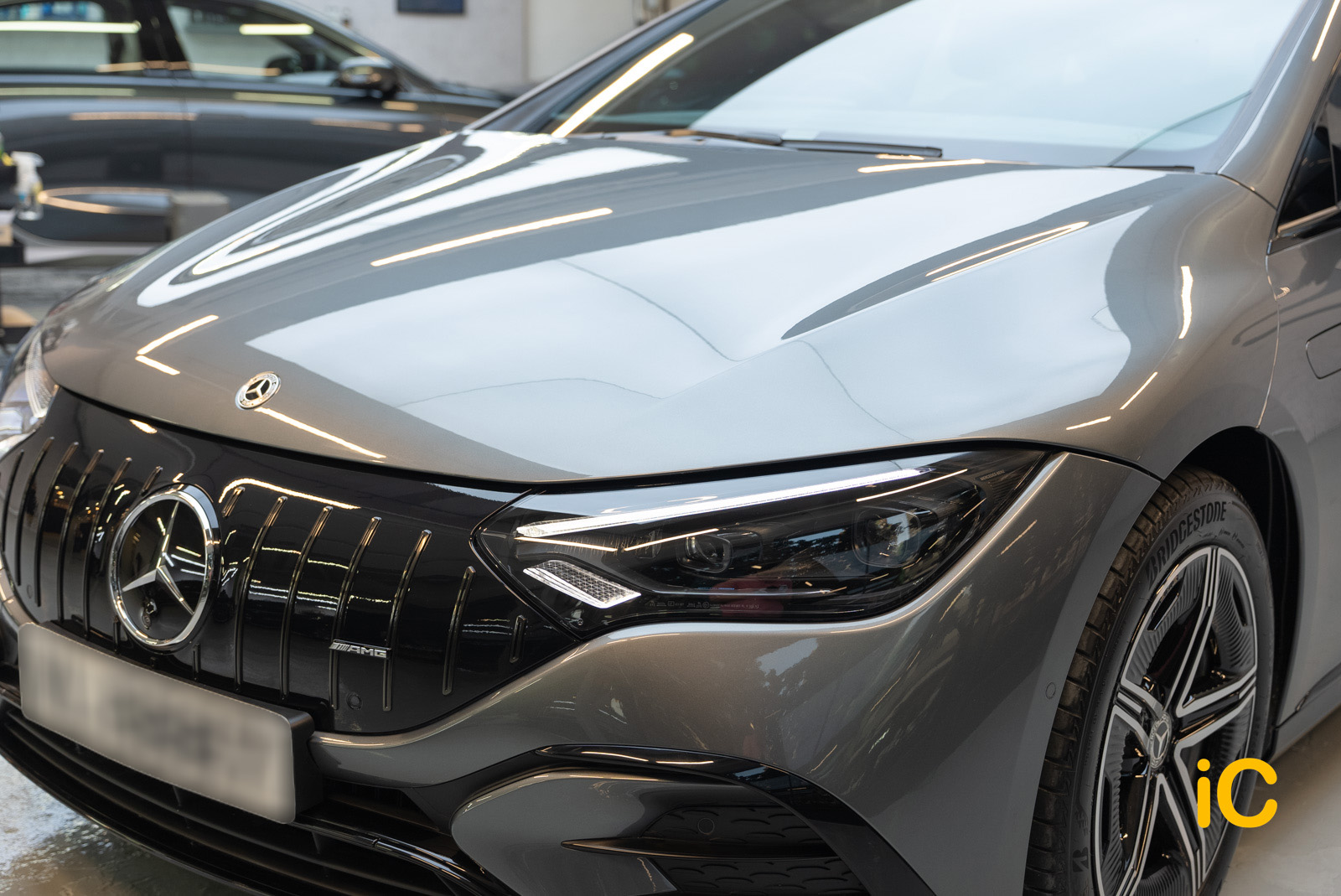 Mercedes-Benz EQE 鍍膜 施工作品