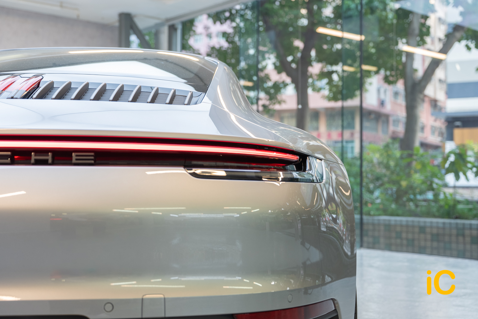 Porsche 911 Carrera T 透明 PPF 施工作品