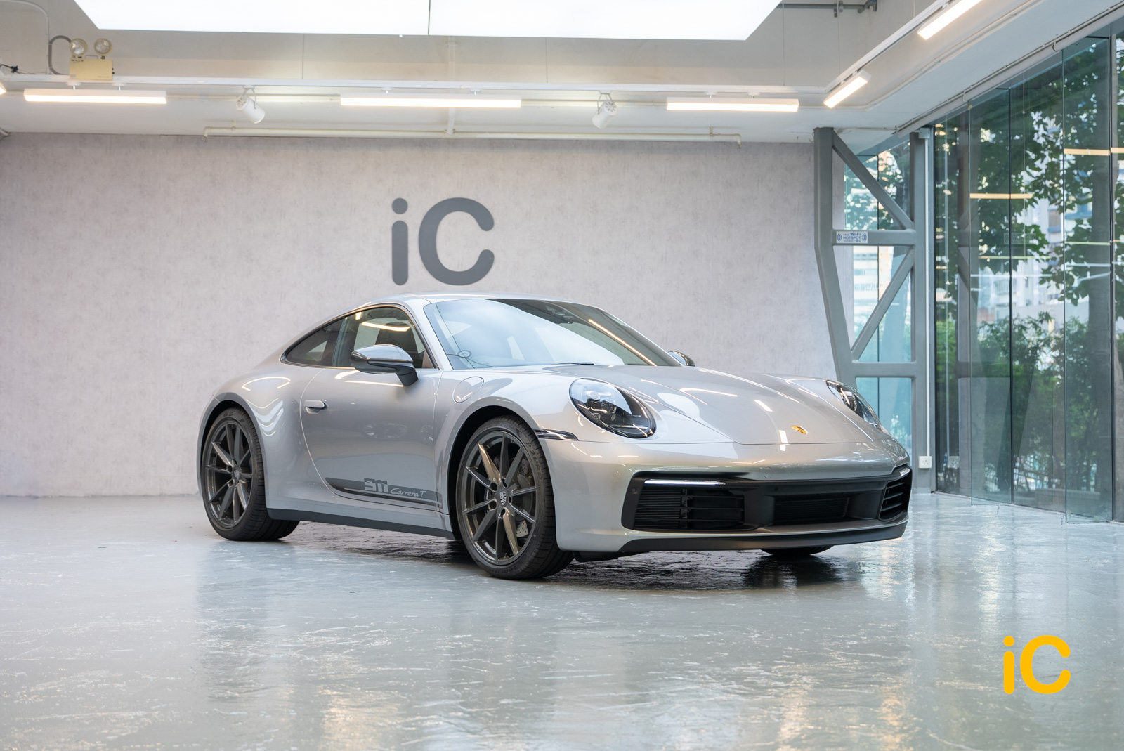 Porsche 911 Carrera T 透明 PPF 施工作品