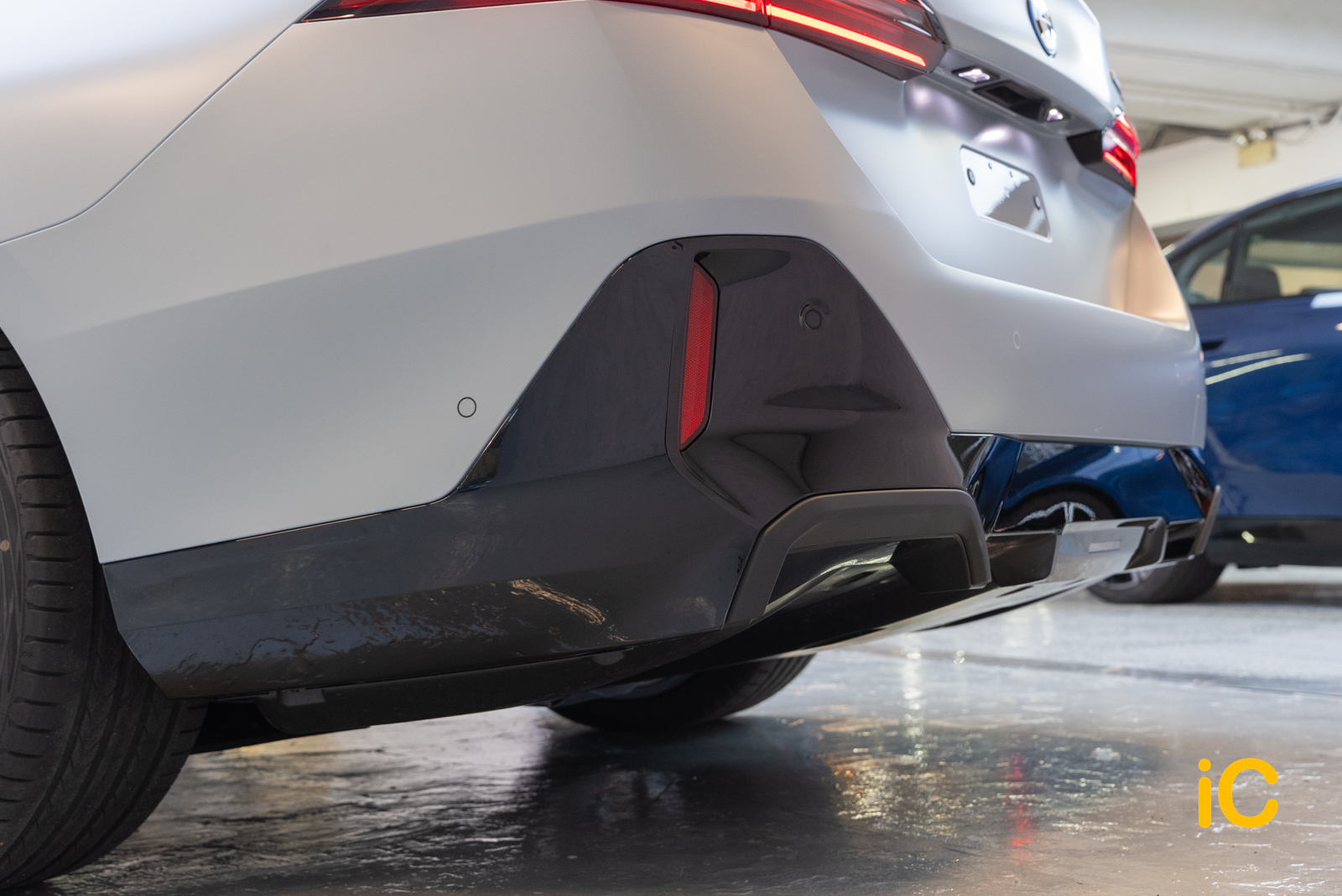 BMW i5 透明 PPF 施工作品