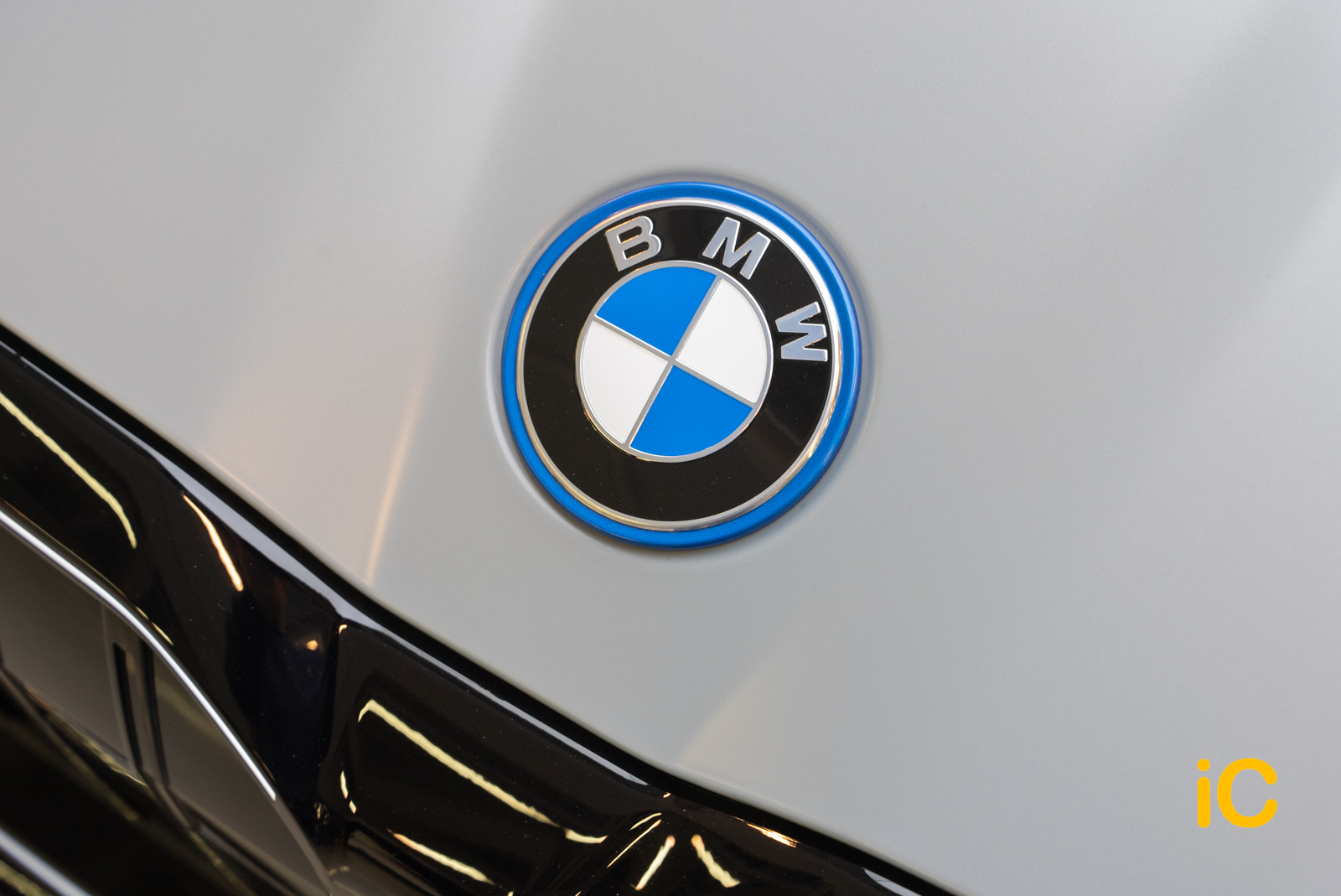 BMW i5 透明 PPF 施工作品