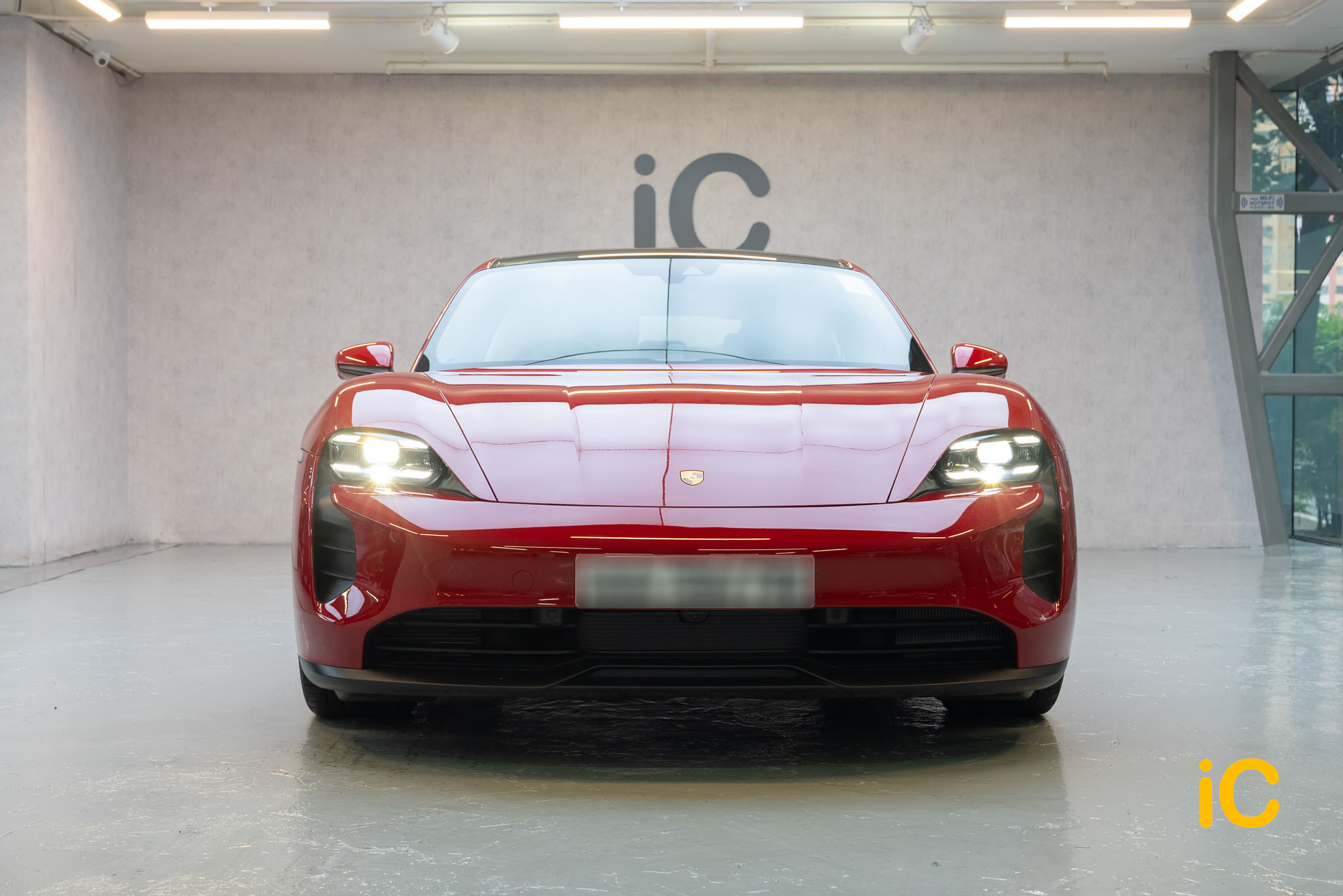 Porsche Taycan GTS 透明 PPF 施工作品