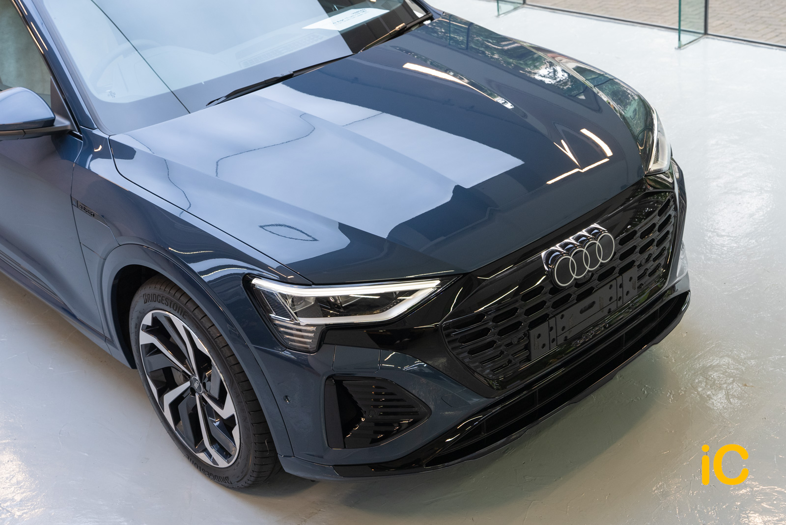Audi Q8 e-tron 透明 PPF 施工作品