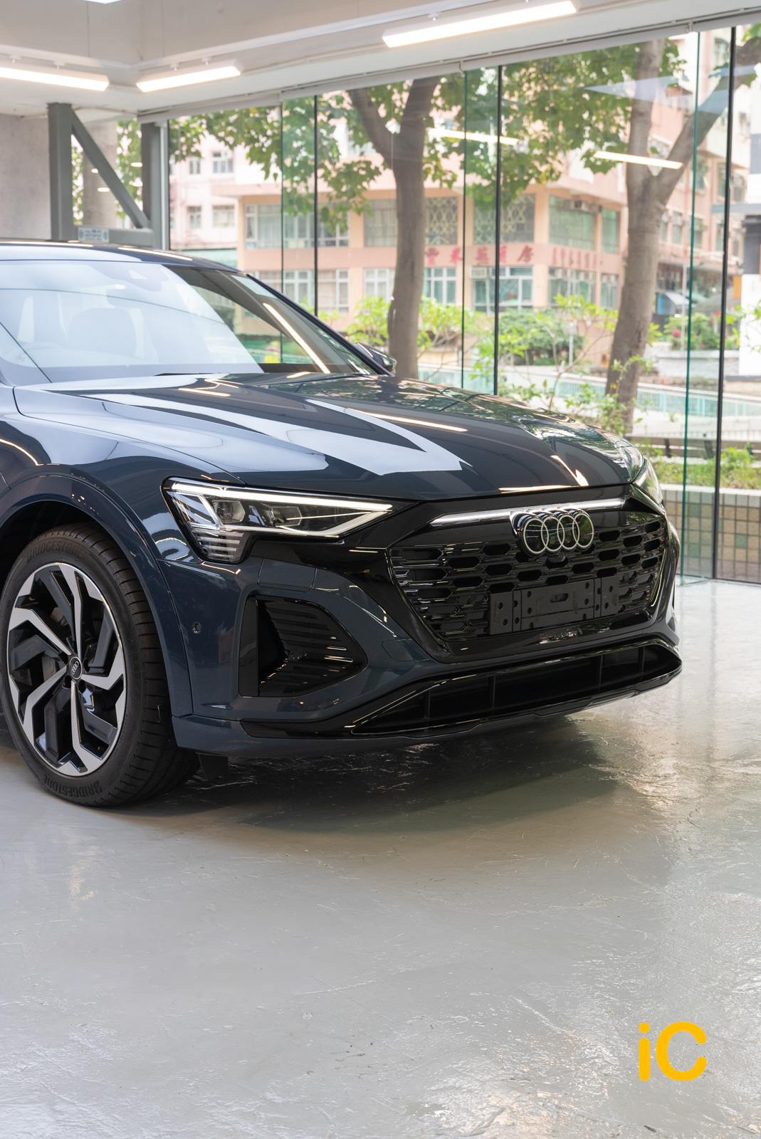 Audi Q8 e-tron 透明 PPF 施工作品
