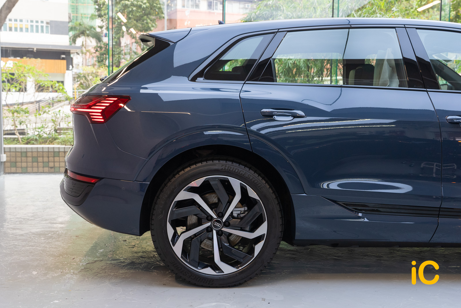 Audi Q8 e-tron 透明 PPF 施工作品