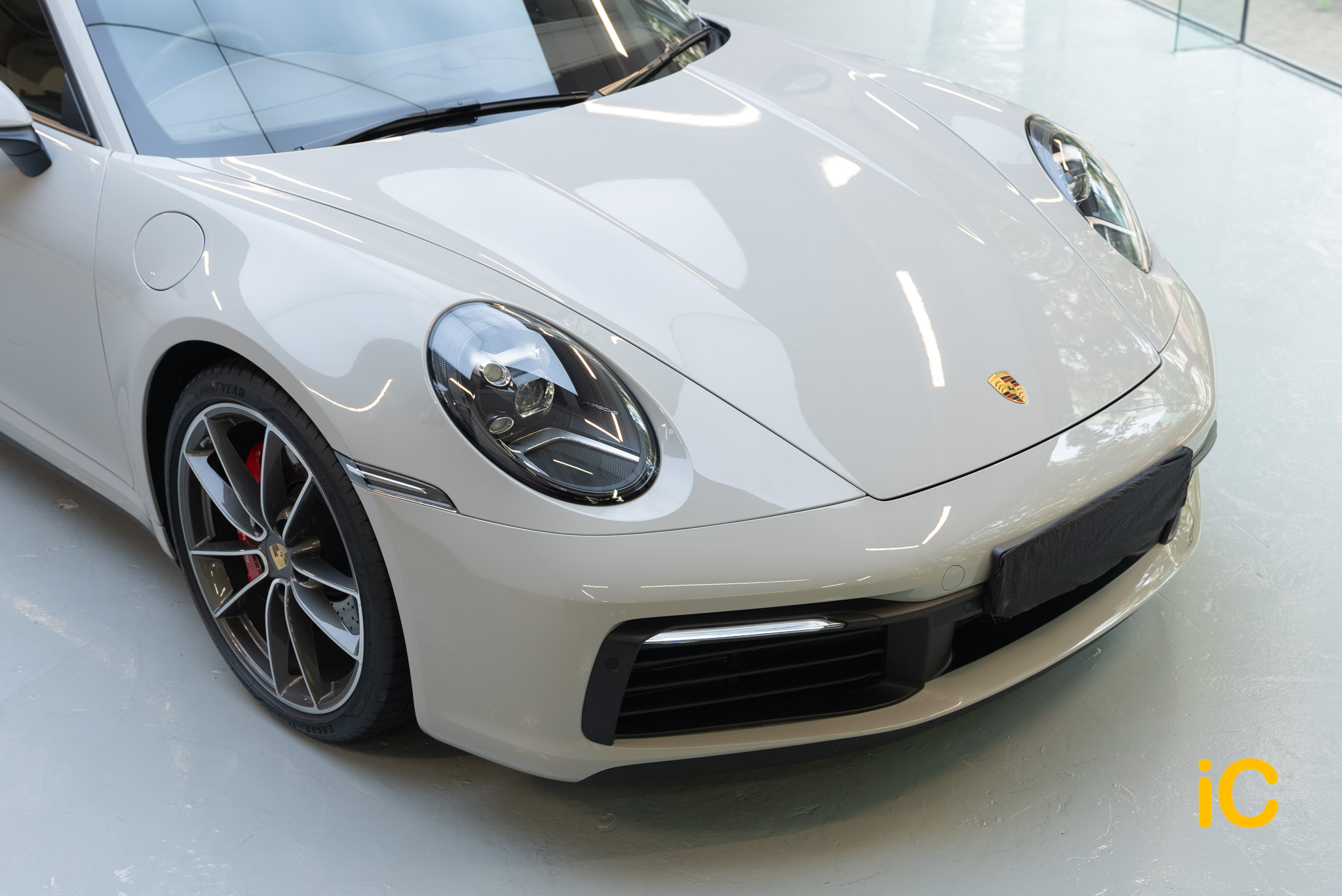 Porsche 911 鍍膜 施工作品