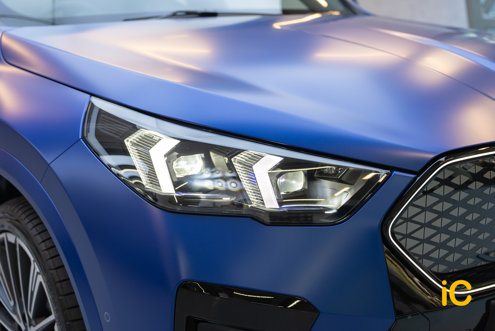 BMW iX2 透明 PPF 施工作品