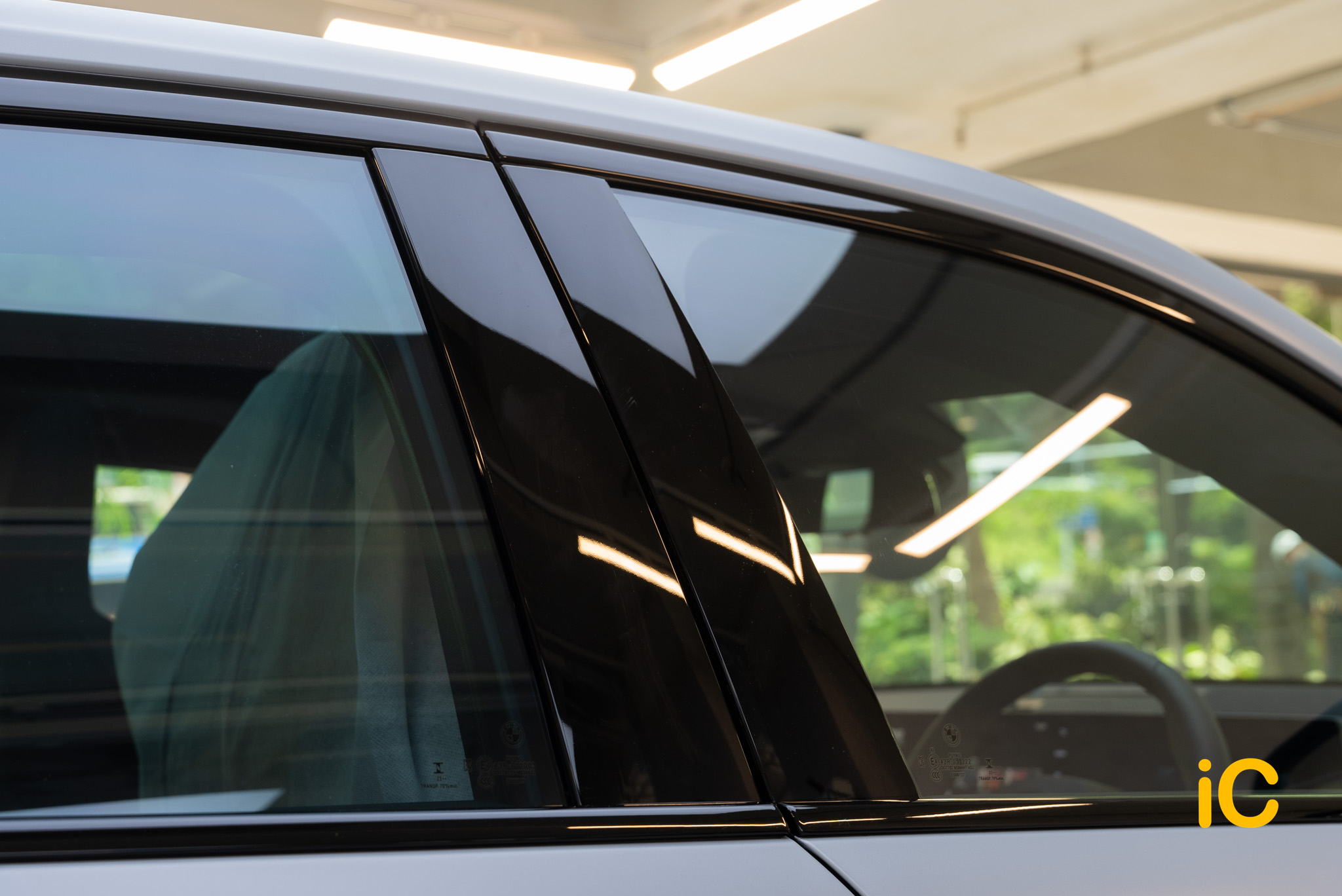 BMW iX2 透明 PPF 施工作品