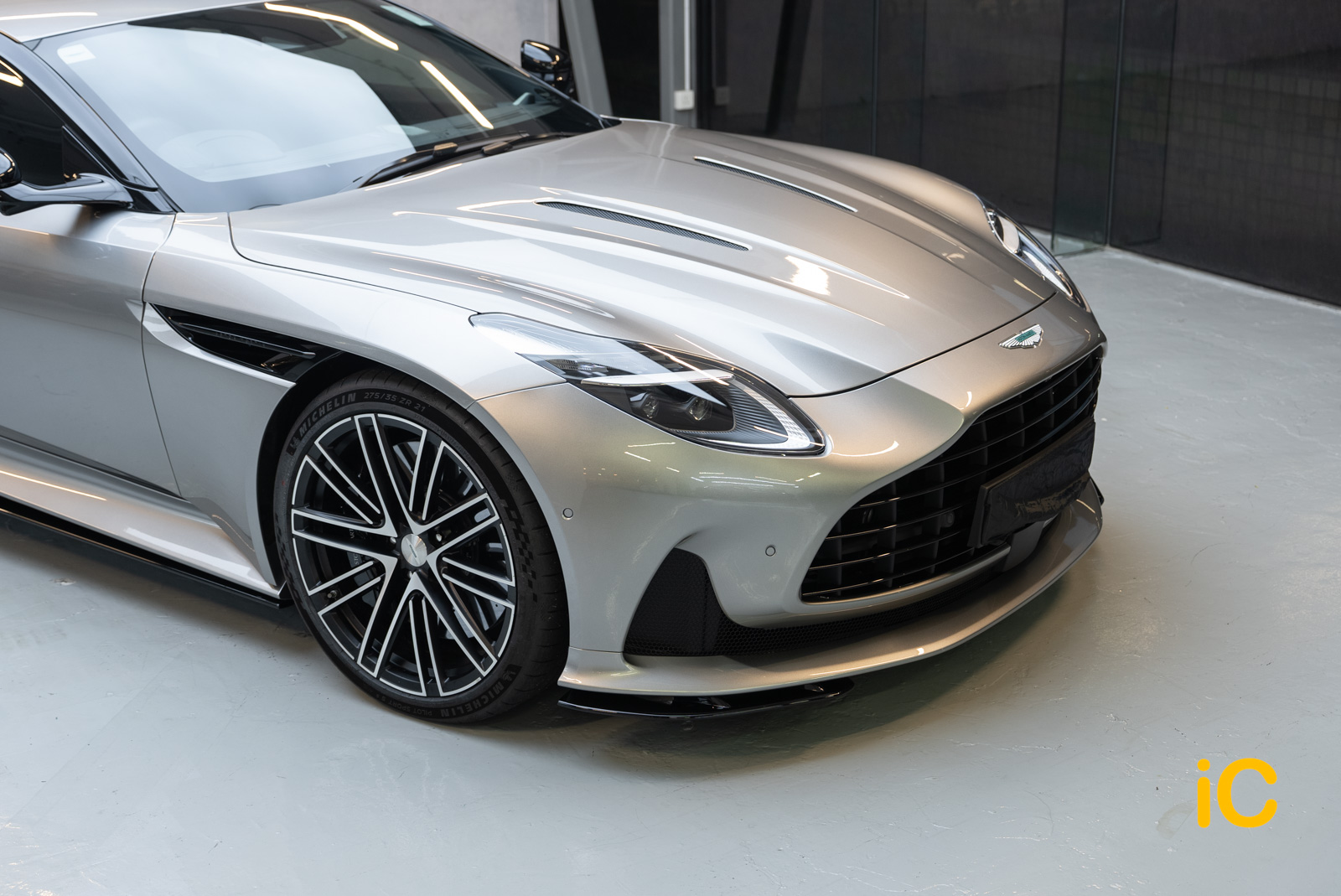 Aston Martin DB12 透明 PPF 施工作品