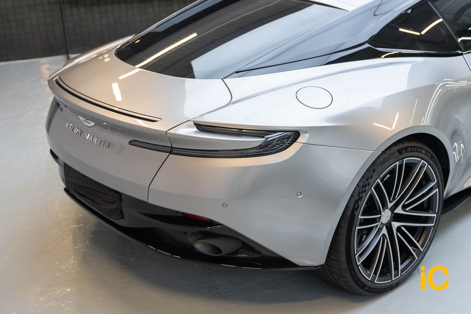 Aston Martin DB12 透明 PPF 施工作品