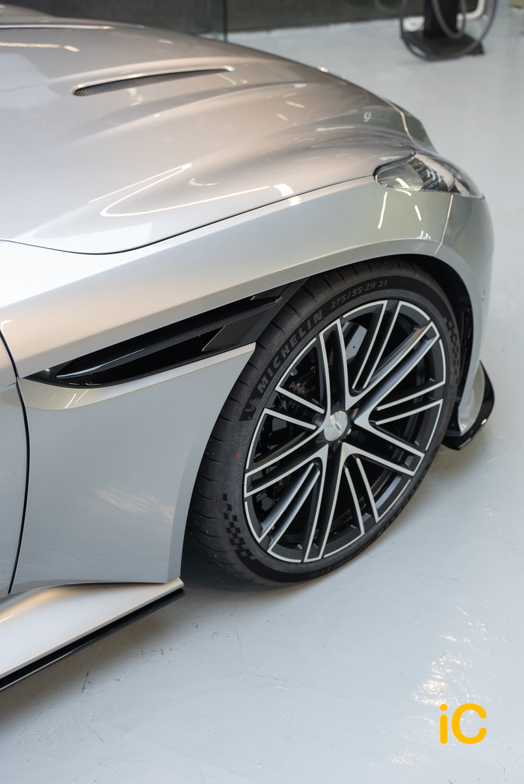 Aston Martin DB12 透明 PPF 施工作品
