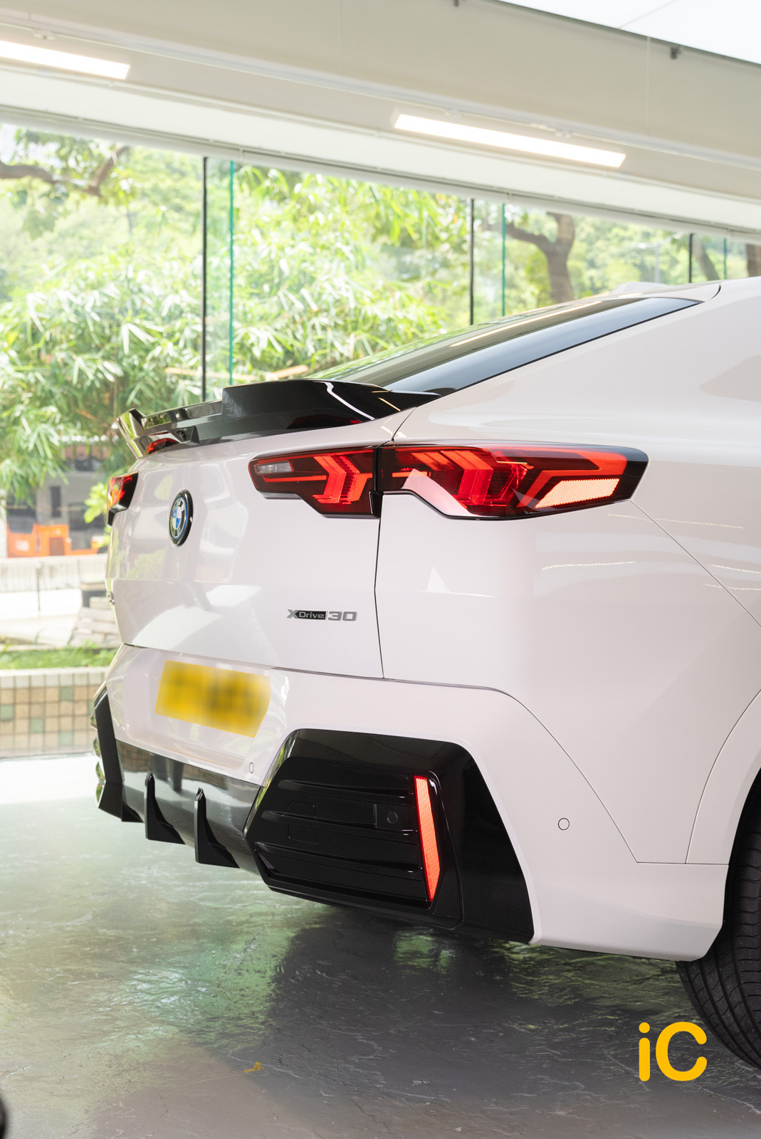 BMW iX2 透明 PPF 施工作品