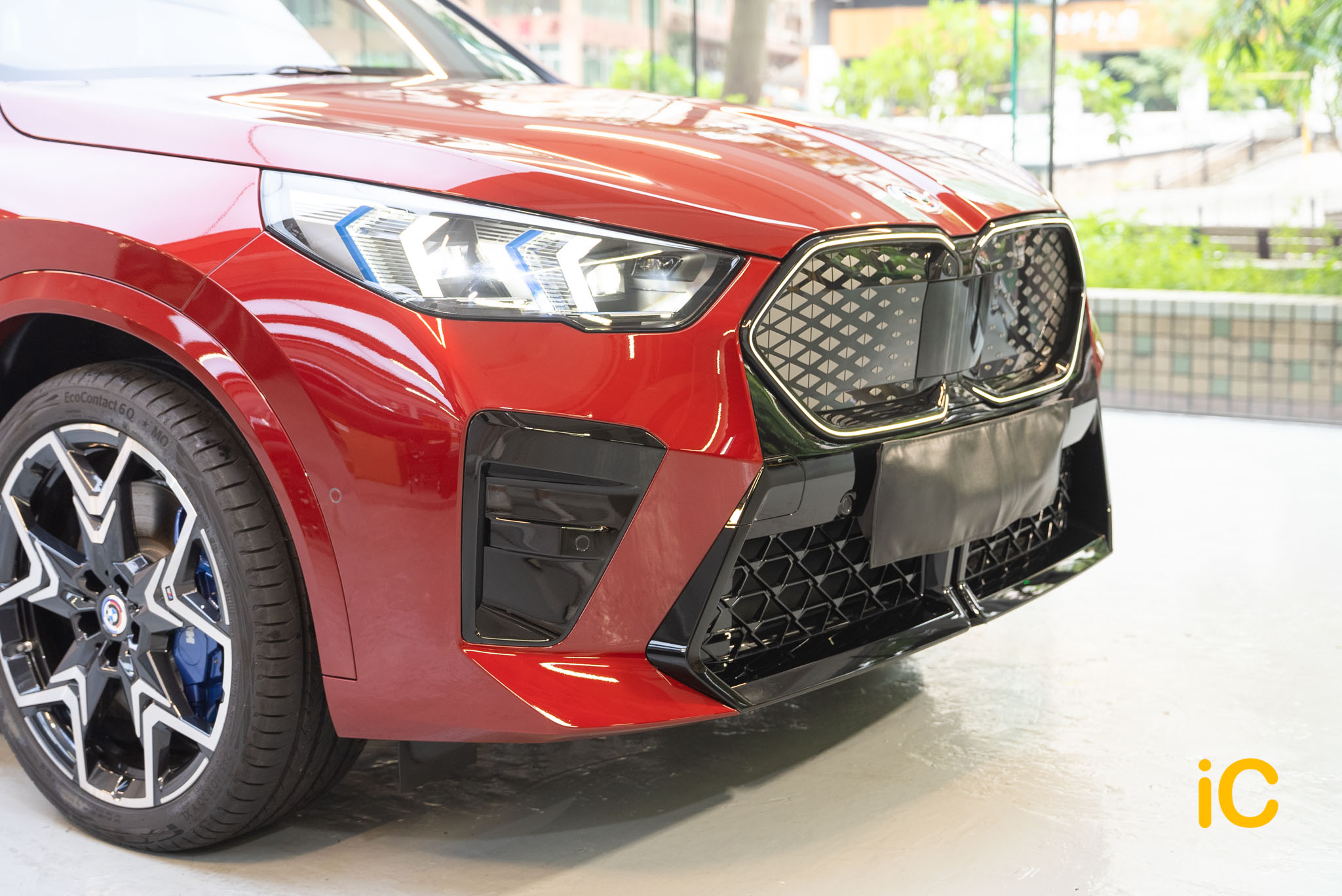 BMW iX2 透明 PPF 施工作品