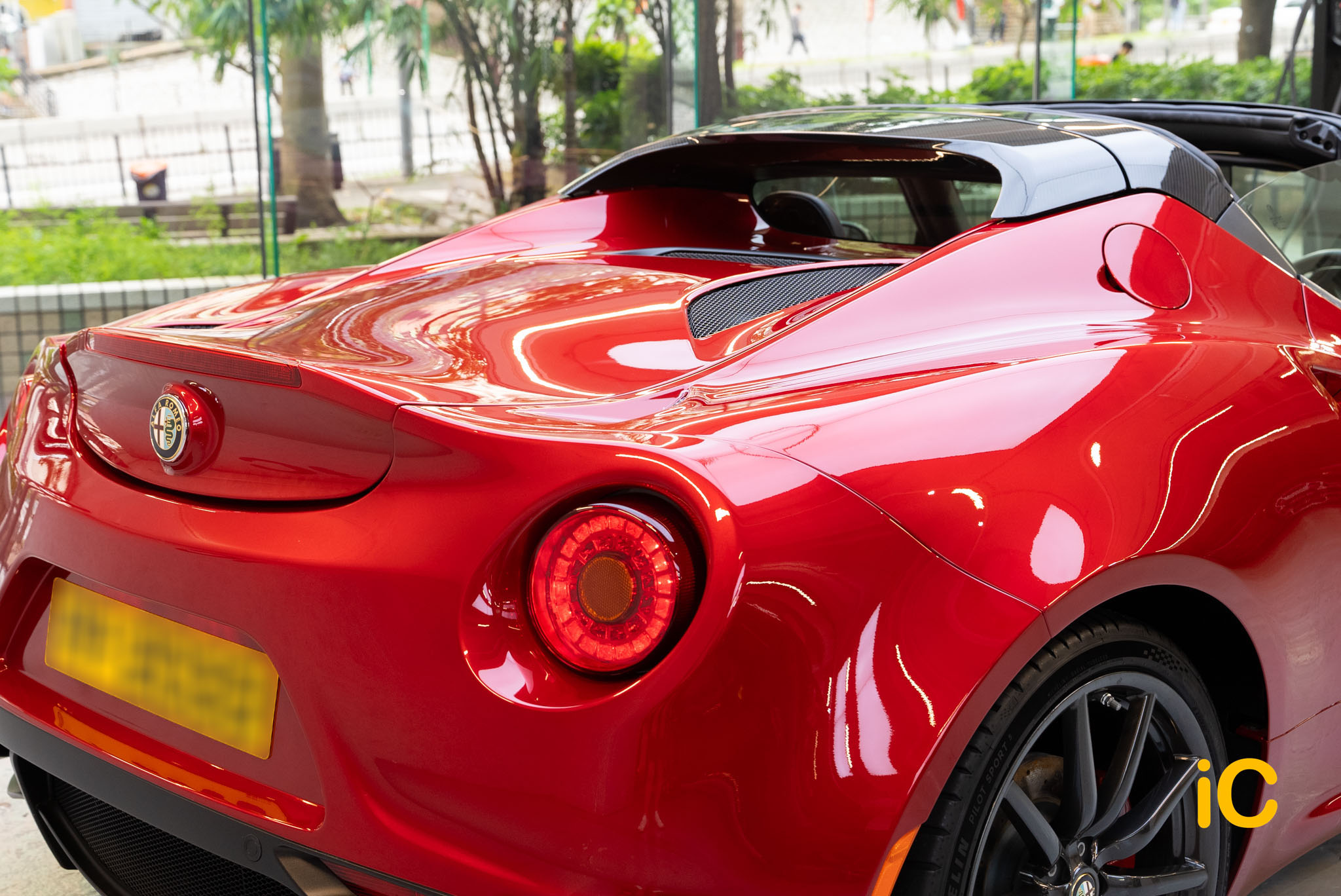 Alfa Romeo 4C Spider 透明 PPF 施工作品