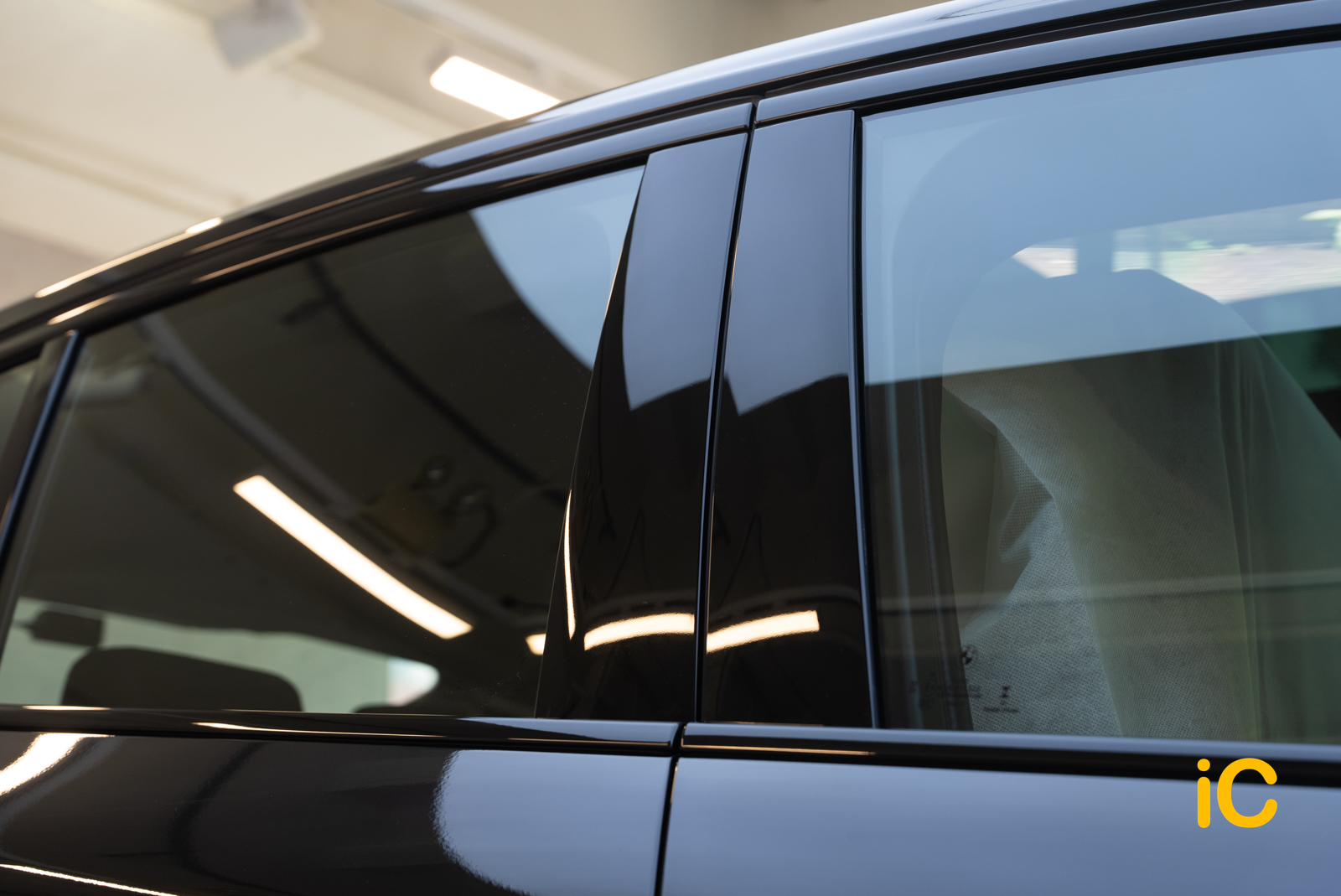 BMW iX2 透明 PPF 施工作品