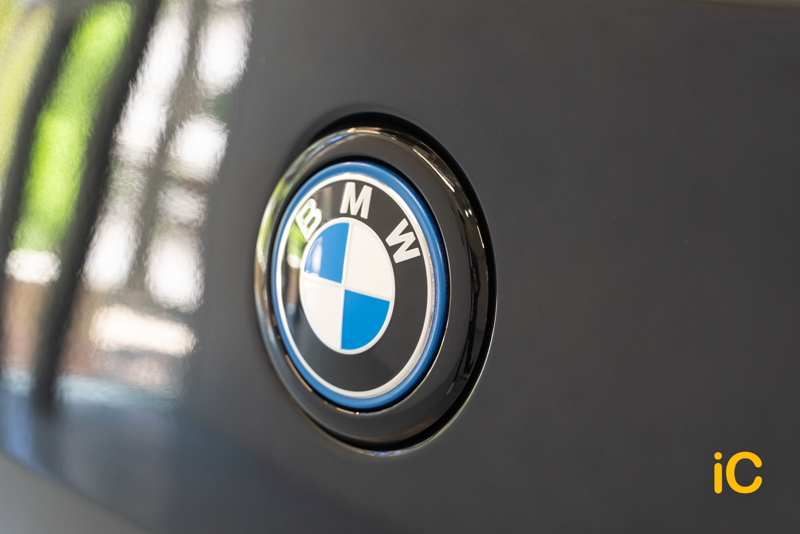 BMW iX2 透明 PPF 施工作品
