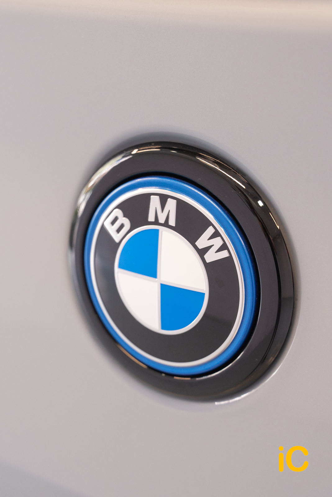 BMW iX2 透明 PPF 施工作品