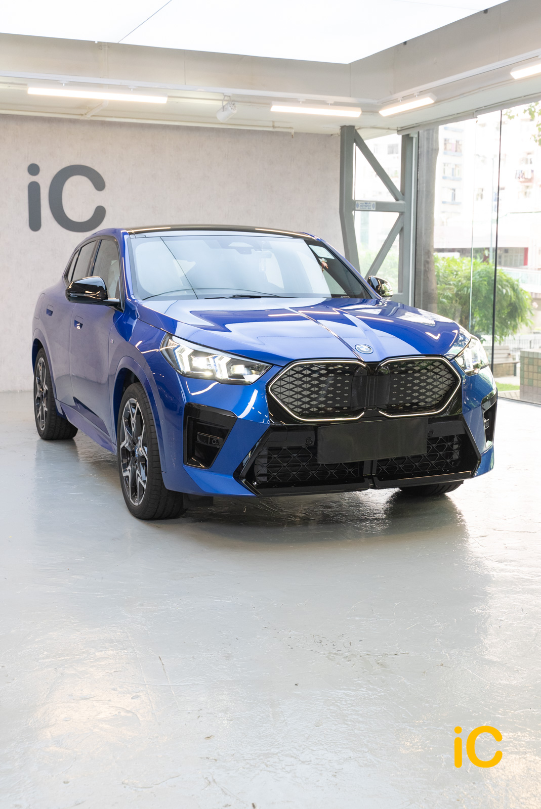 BMW iX2 鍍膜 施工作品