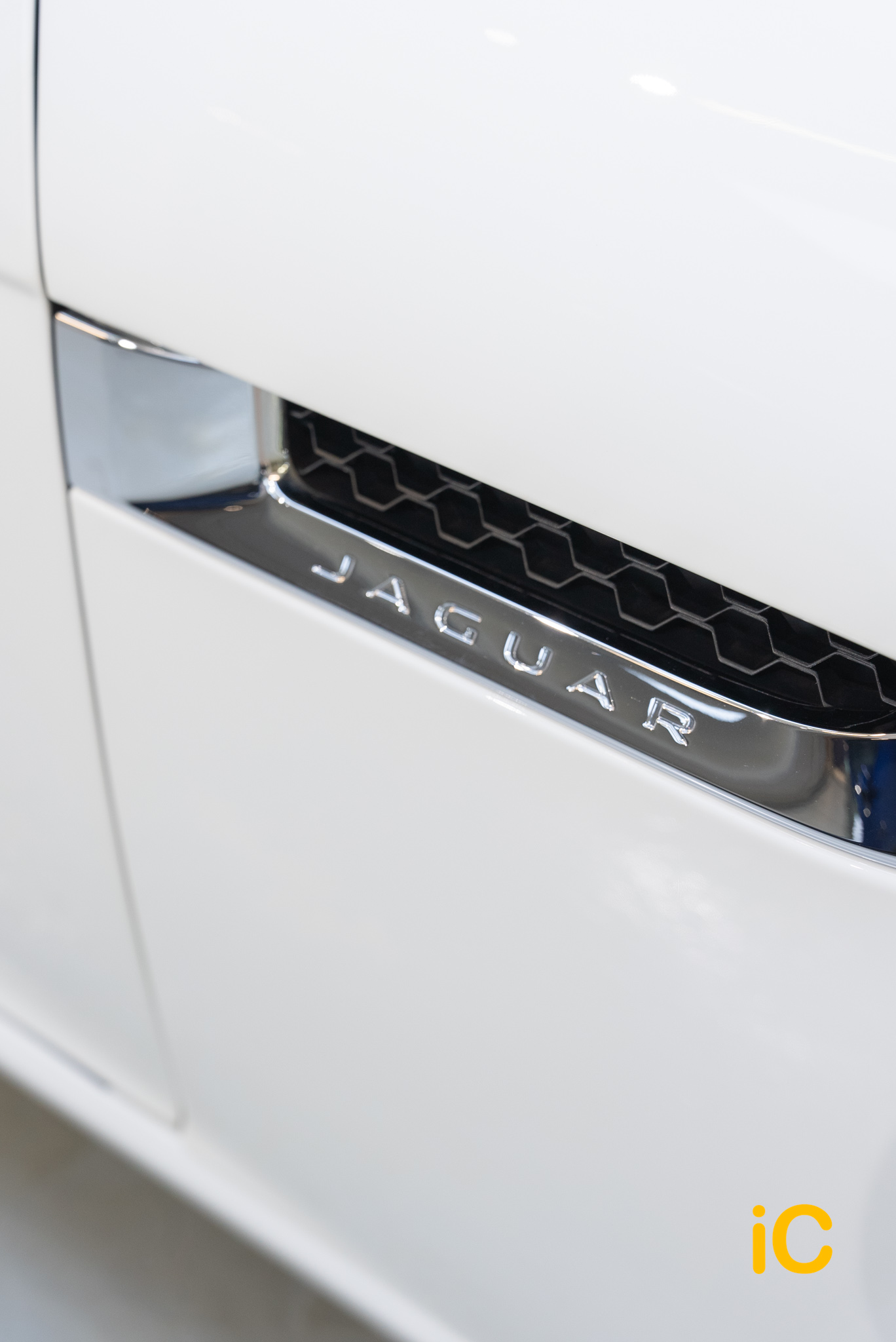 Jaguar F-Type 透明 PPF 施工作品