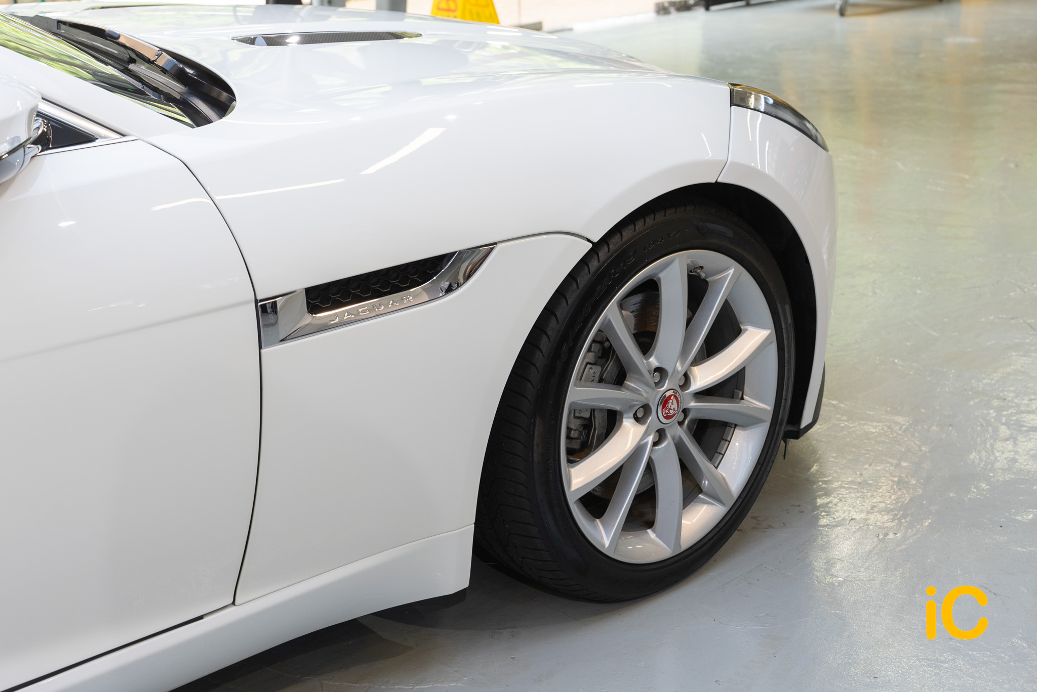 Jaguar F-Type 透明 PPF 施工作品